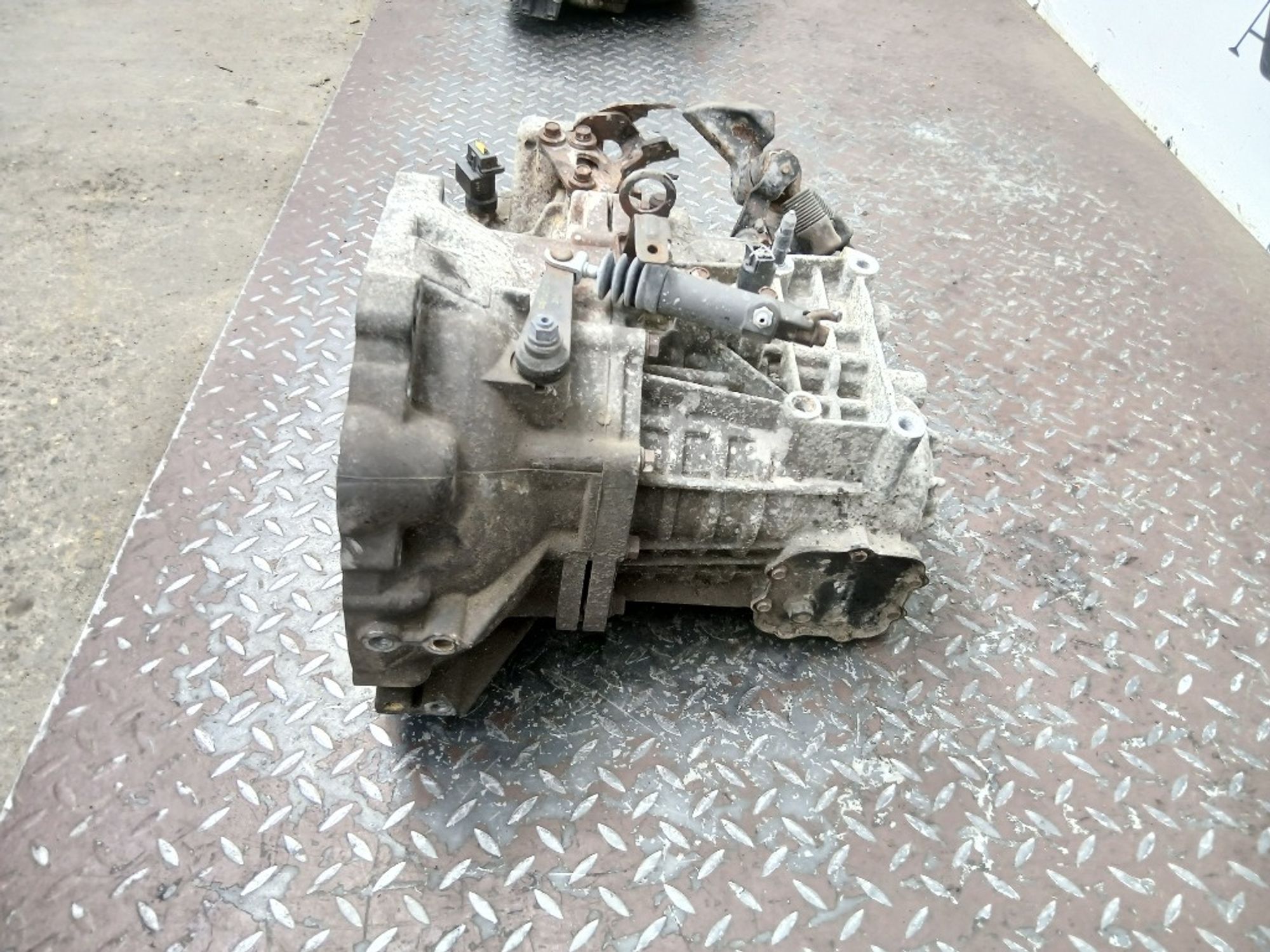 МКПП KIA Carens G4KA M5GF1, 20000 рублей, Москва