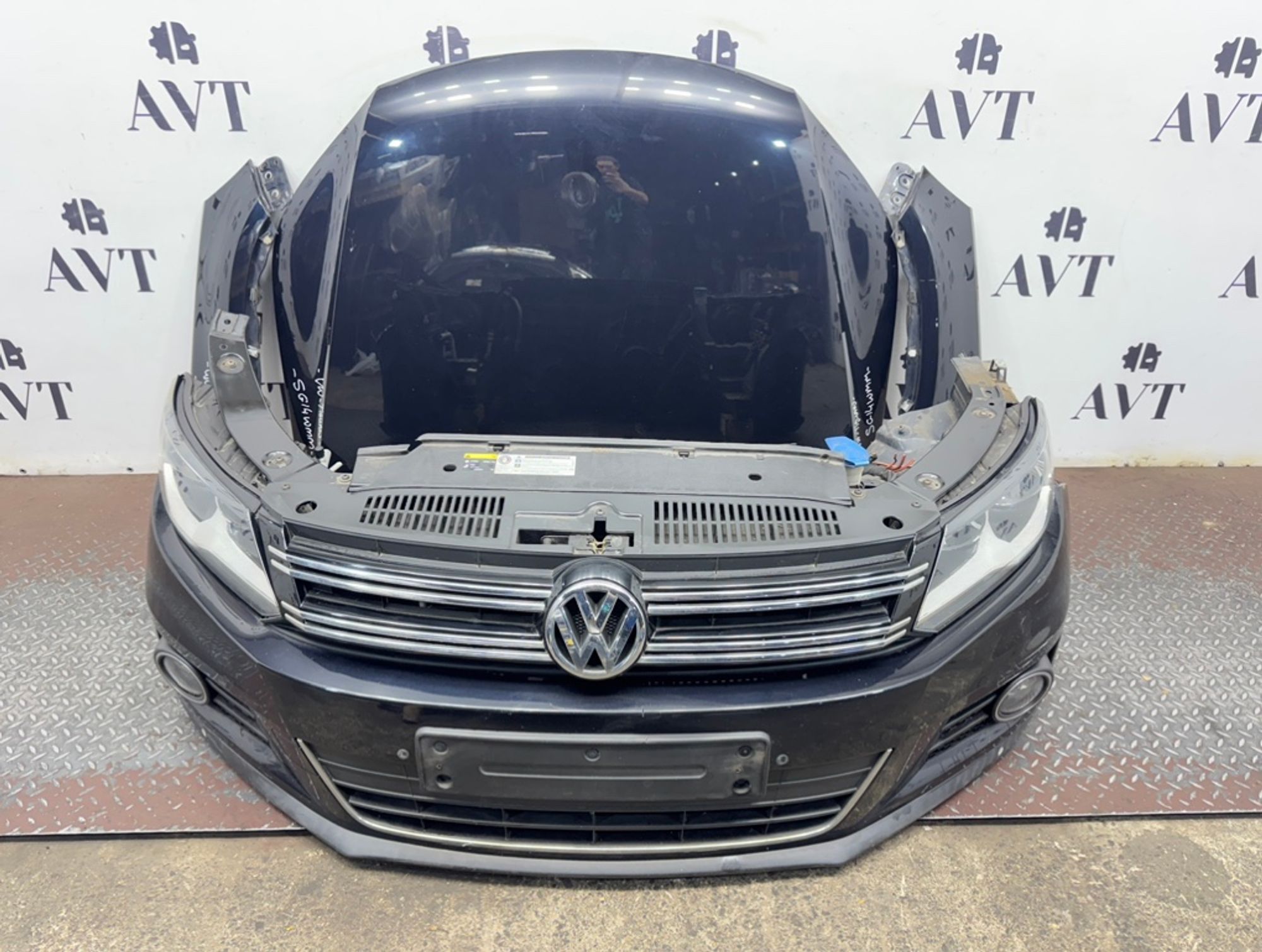 Ноускат (Nose Cut) Volkswagen Tiguan 5N0807221K, 170000 рублей, Москва
