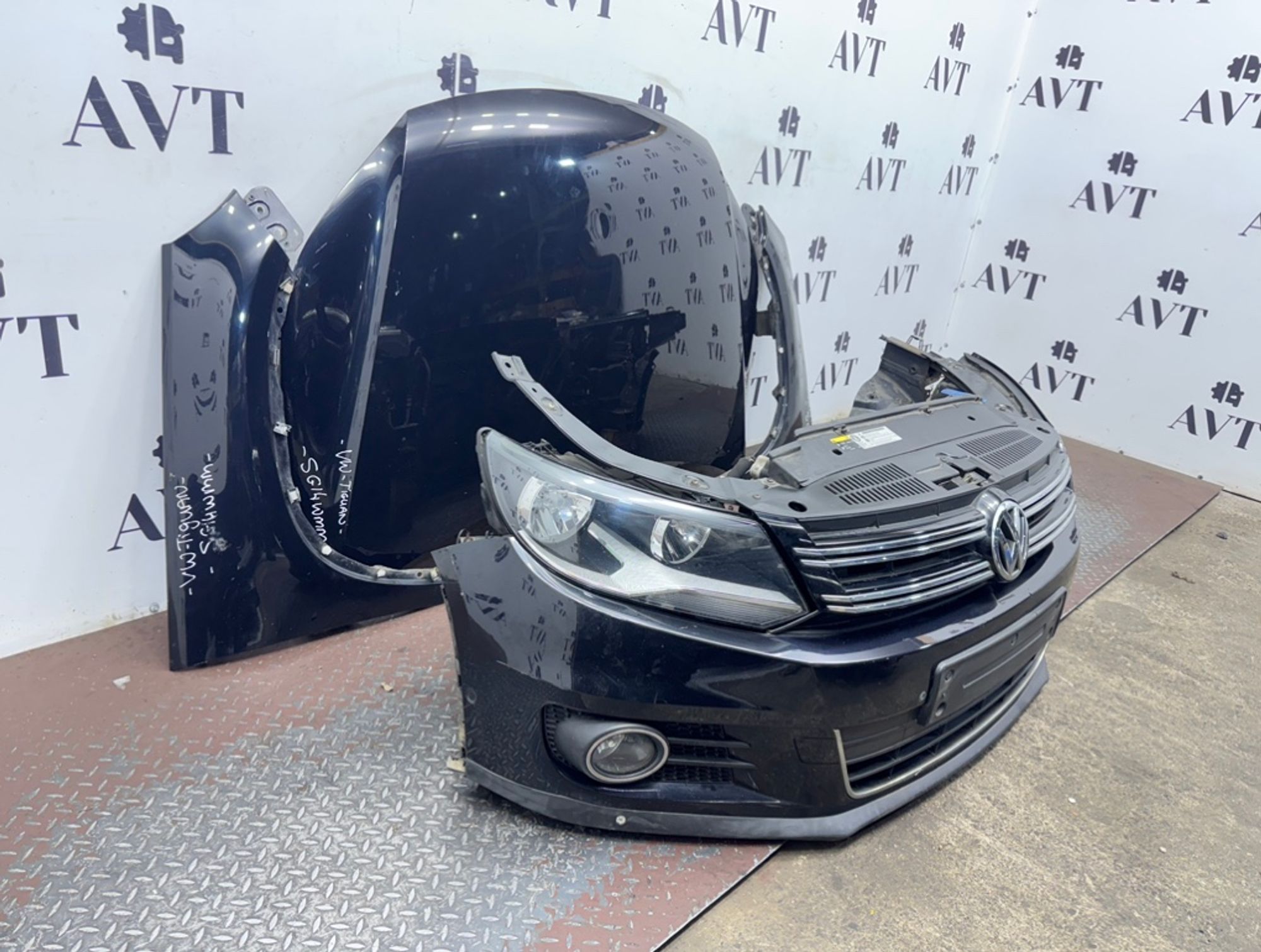 Ноускат (Nose Cut) Volkswagen Tiguan 5N0807221K, 170000 рублей, Москва