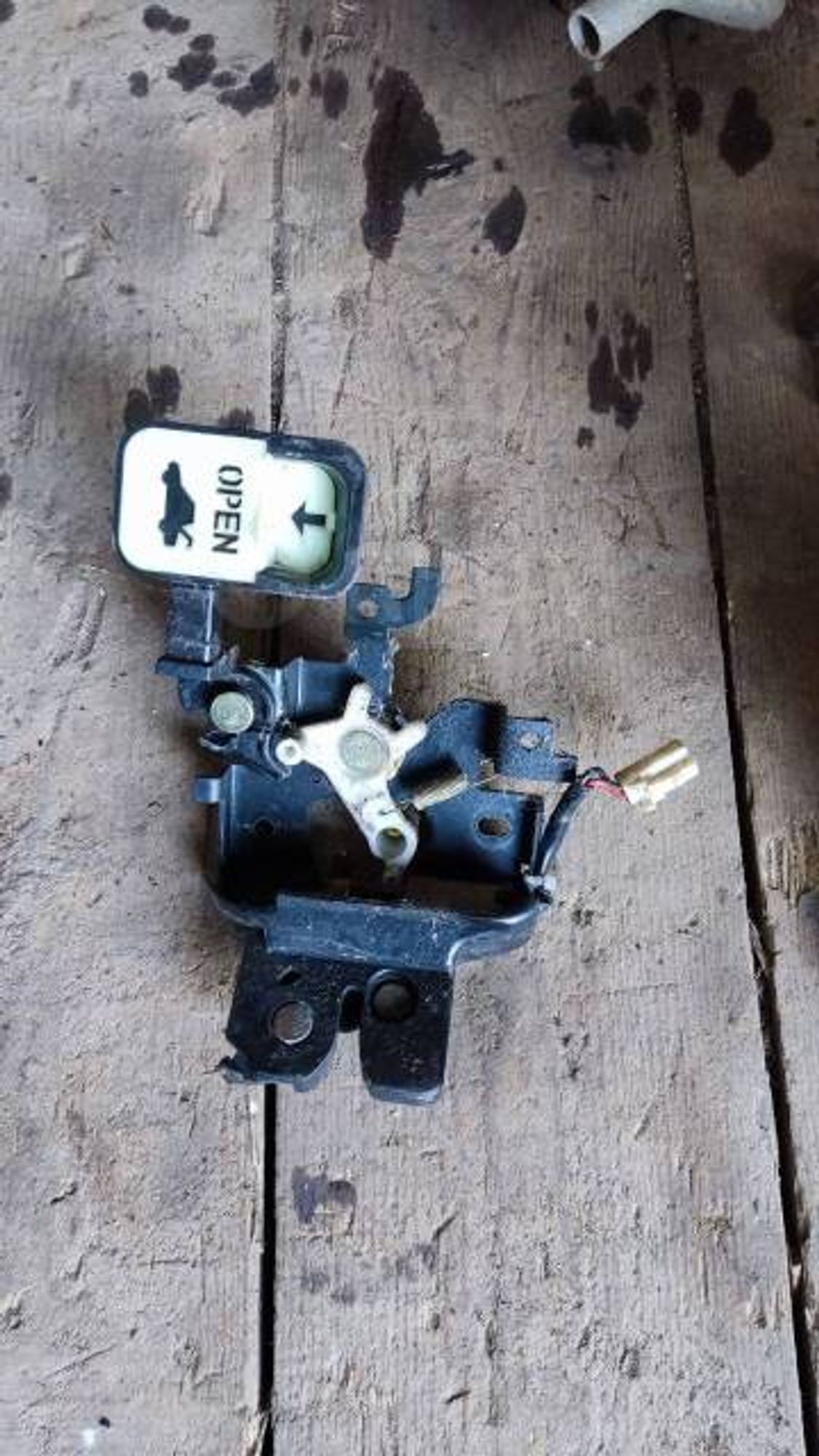https://ycs.partsauto.market/partsauto-images/thmbs/86639159375c37f71cfc850516777b62/381d45e5f2e701ff01c7e73e8ecdc22d/d6c07d6d462956e5efa5c4cda6514b7f.jpg