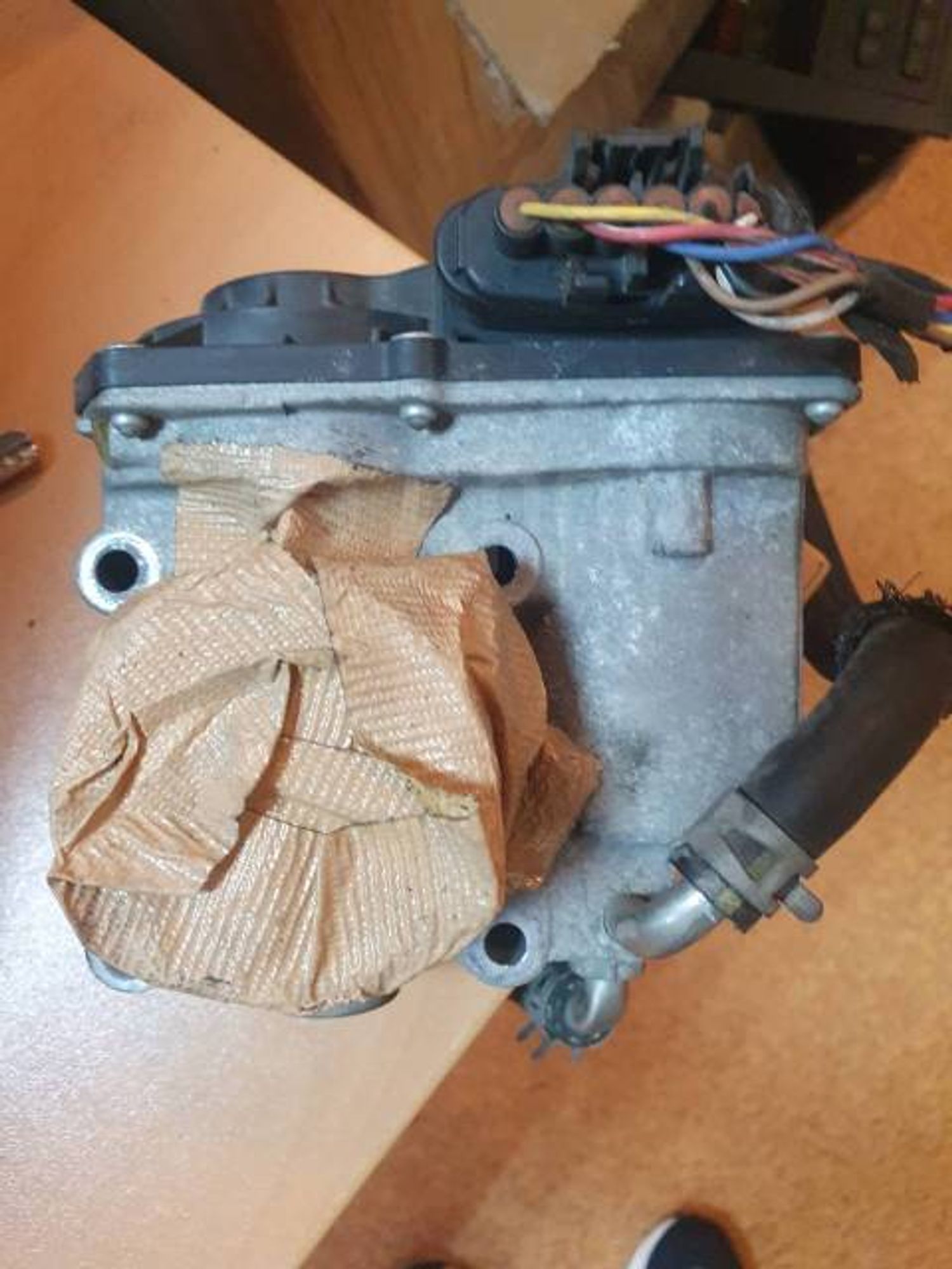https://ycs.partsauto.market/partsauto-images/thmbs/87497919e31020c6b1c735431d06908a/05267c549f7eea3c8c61652e5feb6423/09a1af5b4adcf8045a48dd96c2d0774e.jpg