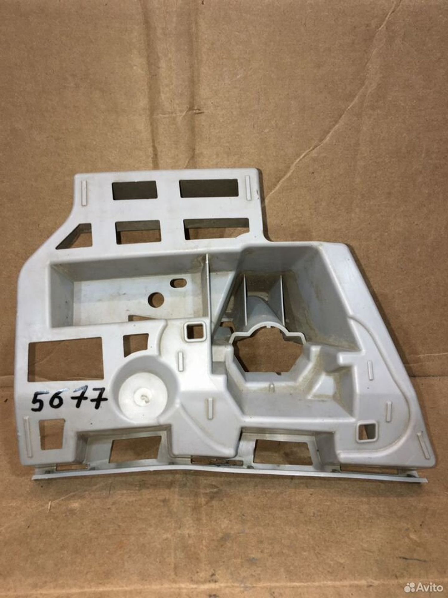 Кронштейн форсунки омывателя Skoda Octavia A7, 500 рублей, Уфа