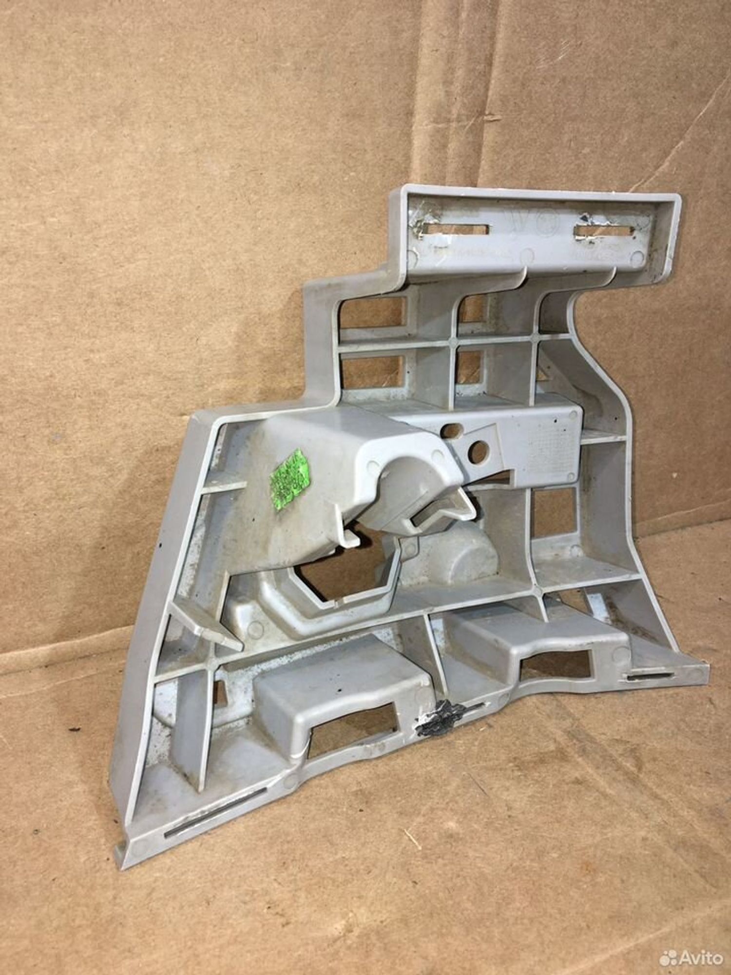 Кронштейн форсунки омывателя Skoda Octavia A7, 500 рублей, Уфа