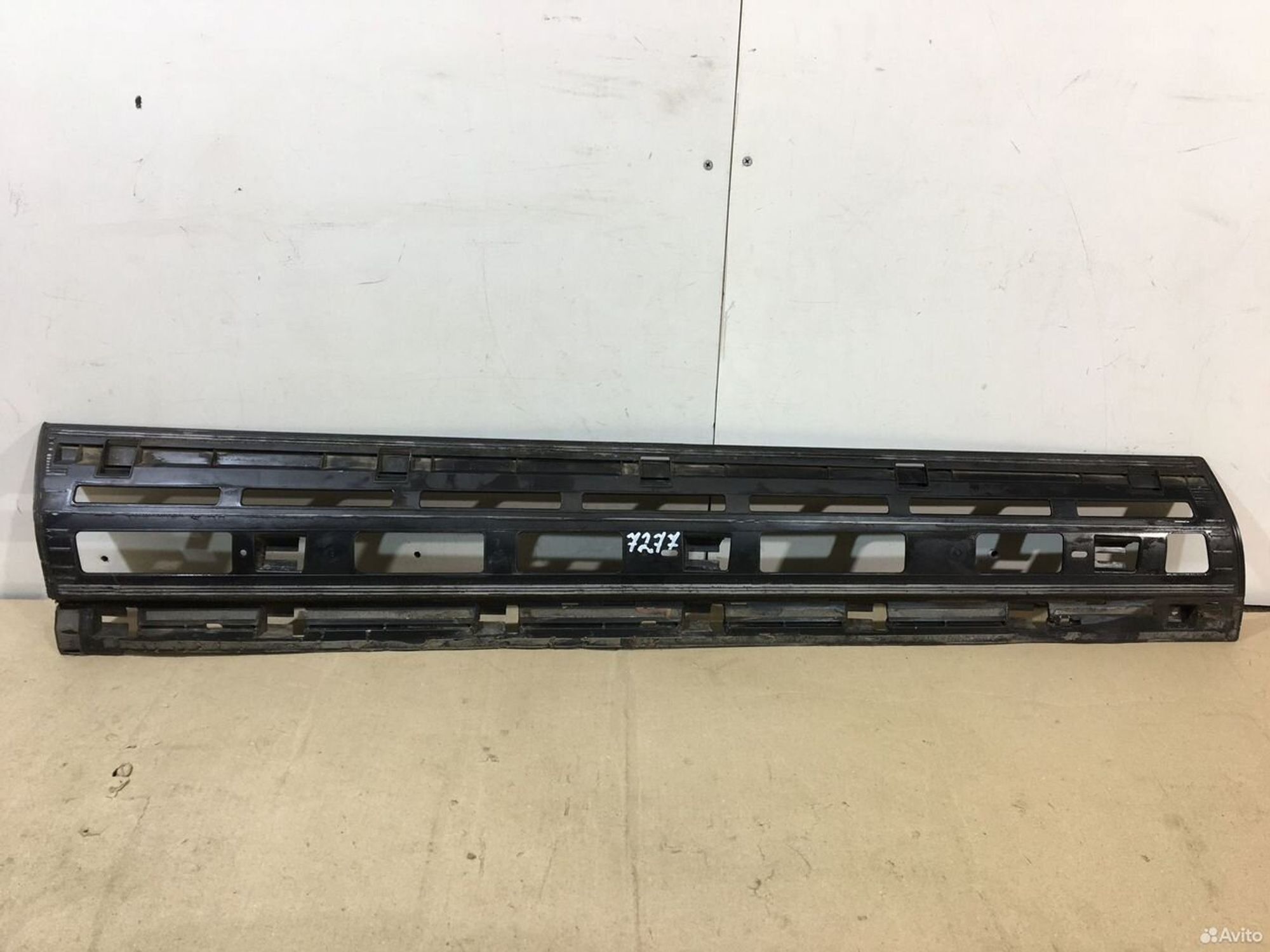 Накладка двери передняя левая Volkswagen Touareg 2, 2000 рублей, Уфа