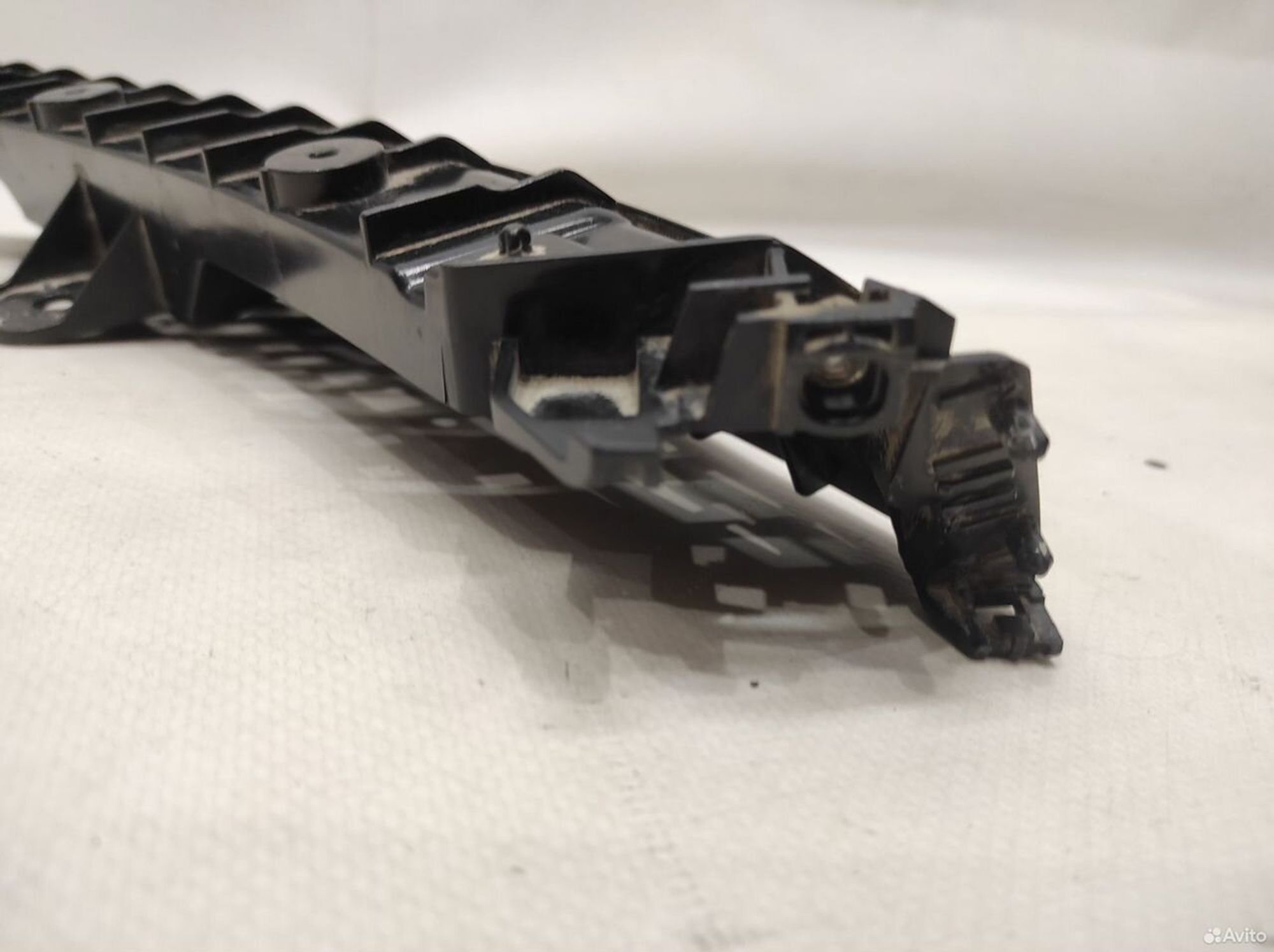 Кронштейн верхний правый Infiniti QX80/QX56 Z62, 1680 рублей, Уфа