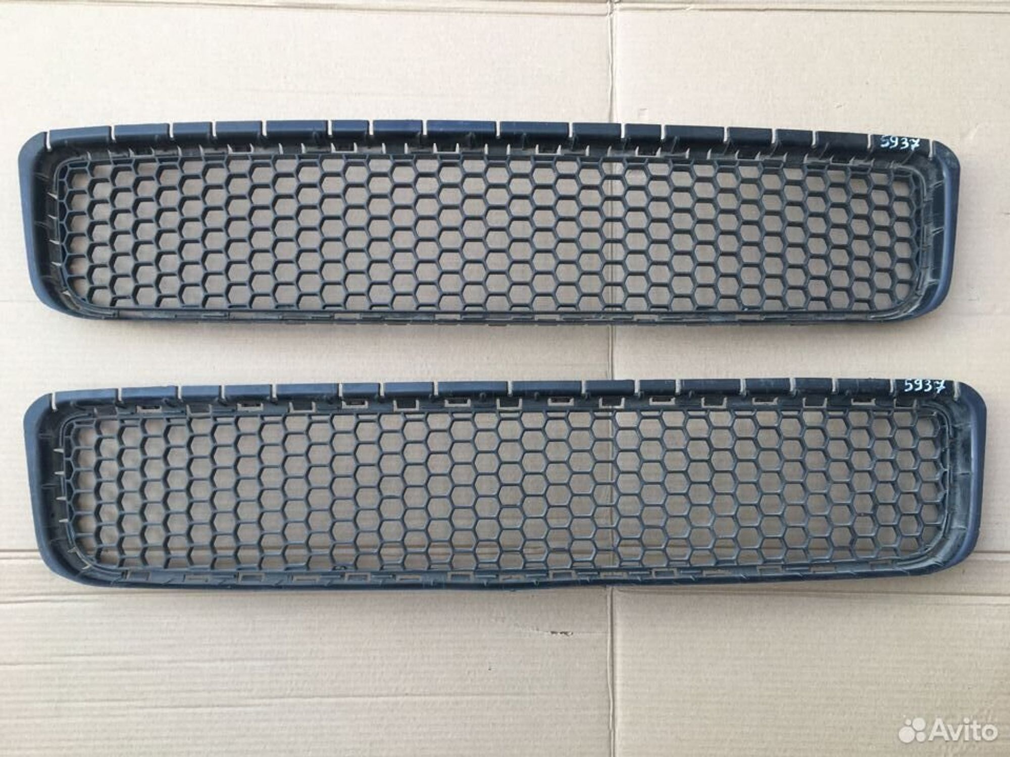 Решетка переднего бампера Фольксваген Туарег, 2000 рублей, Уфа