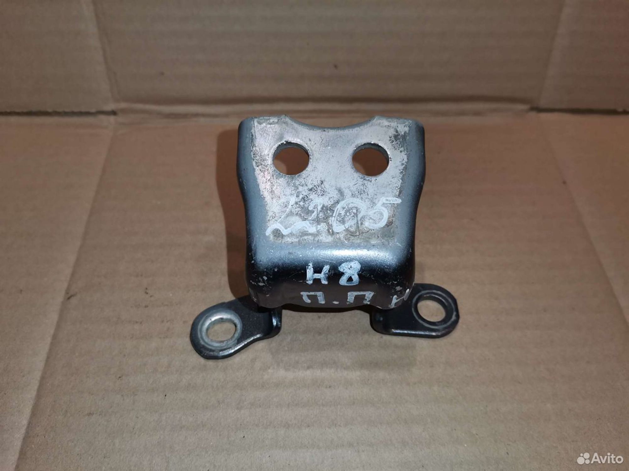 Петля передней правой двери Хонда, 1500 рублей, Уфа