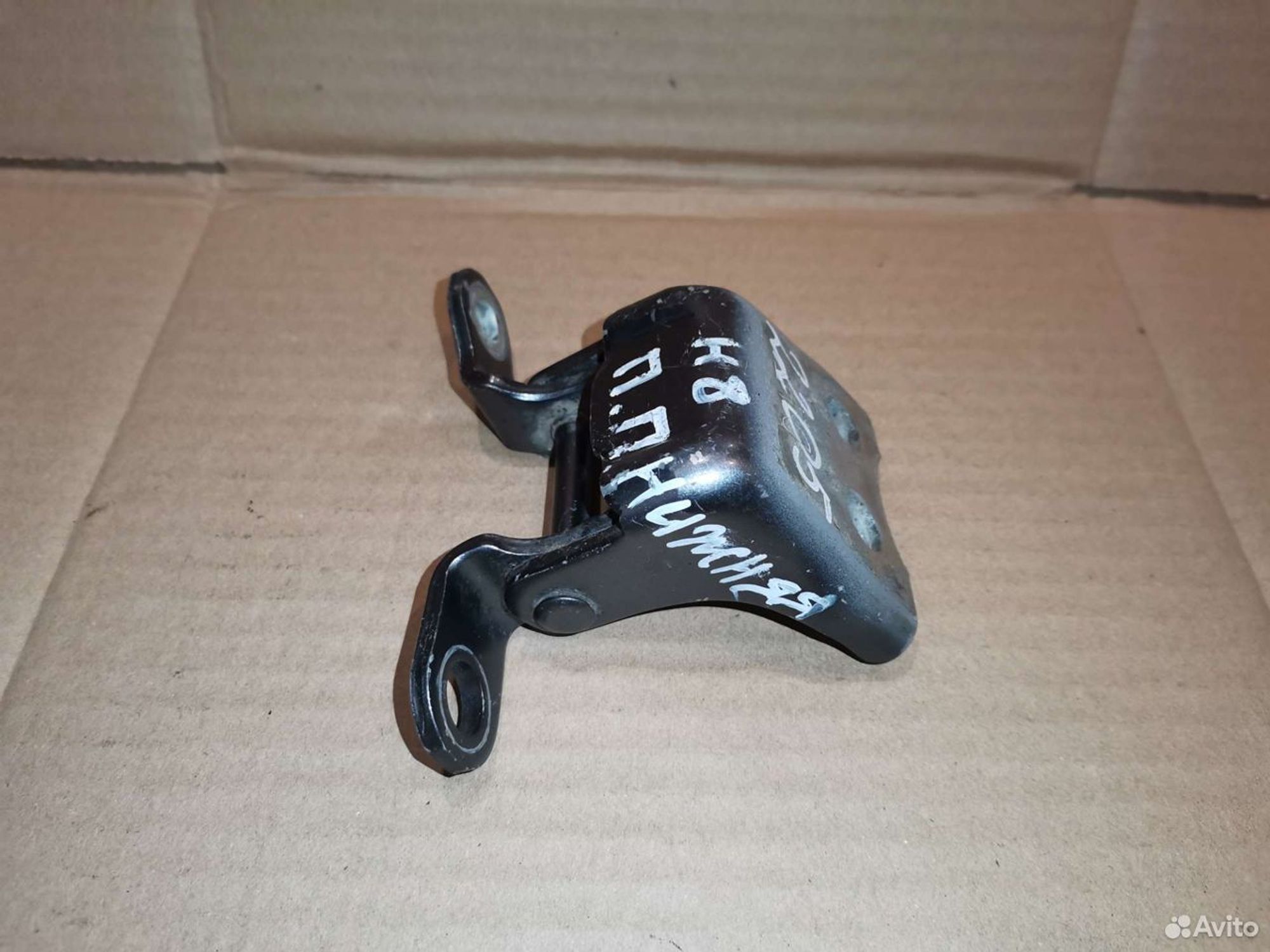 Петля передней правой двери Хонда, 1500 рублей, Уфа