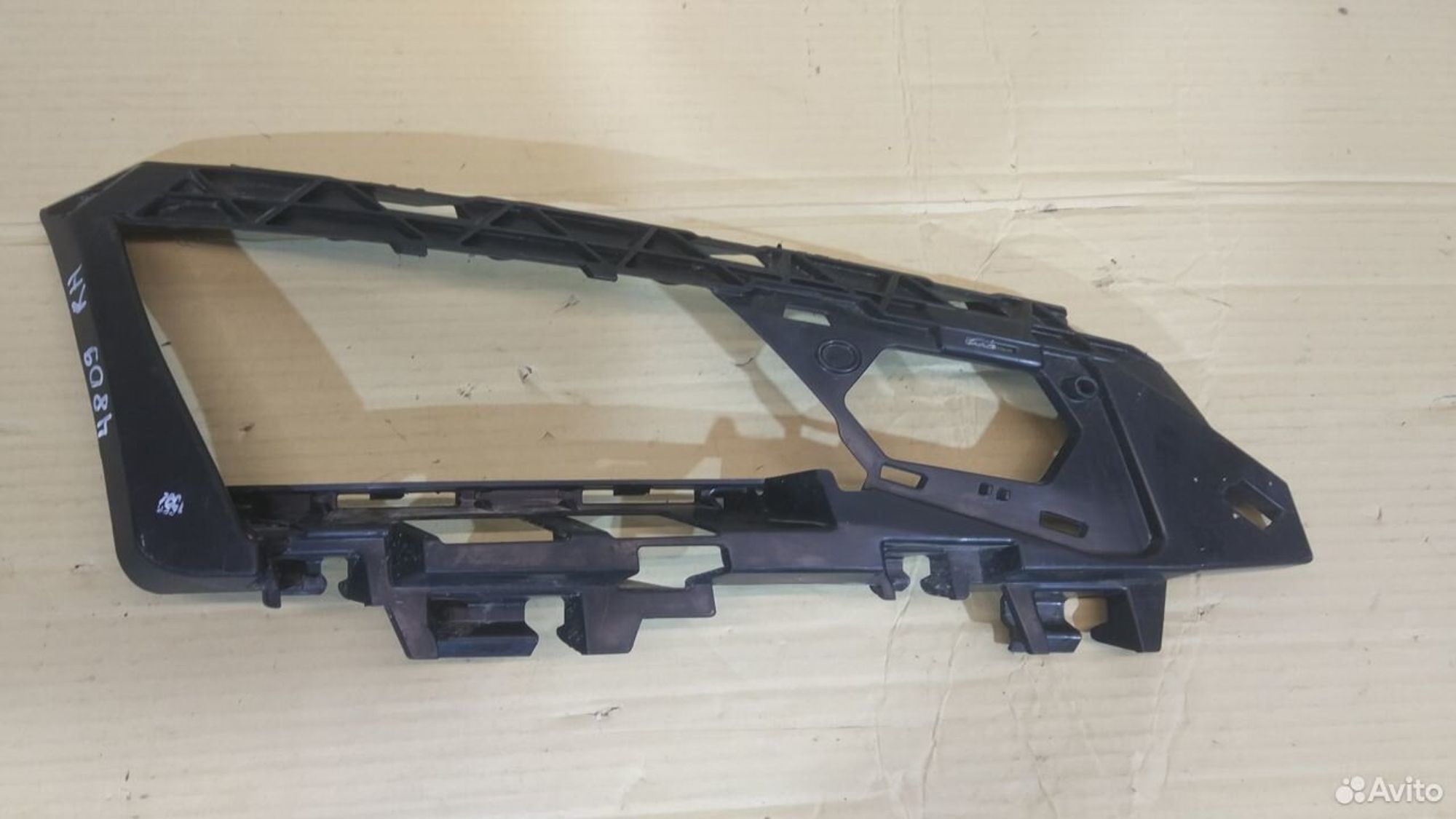 Кронштейн переднего бампера правый Skoda Kodiaq, 500 рублей, Уфа