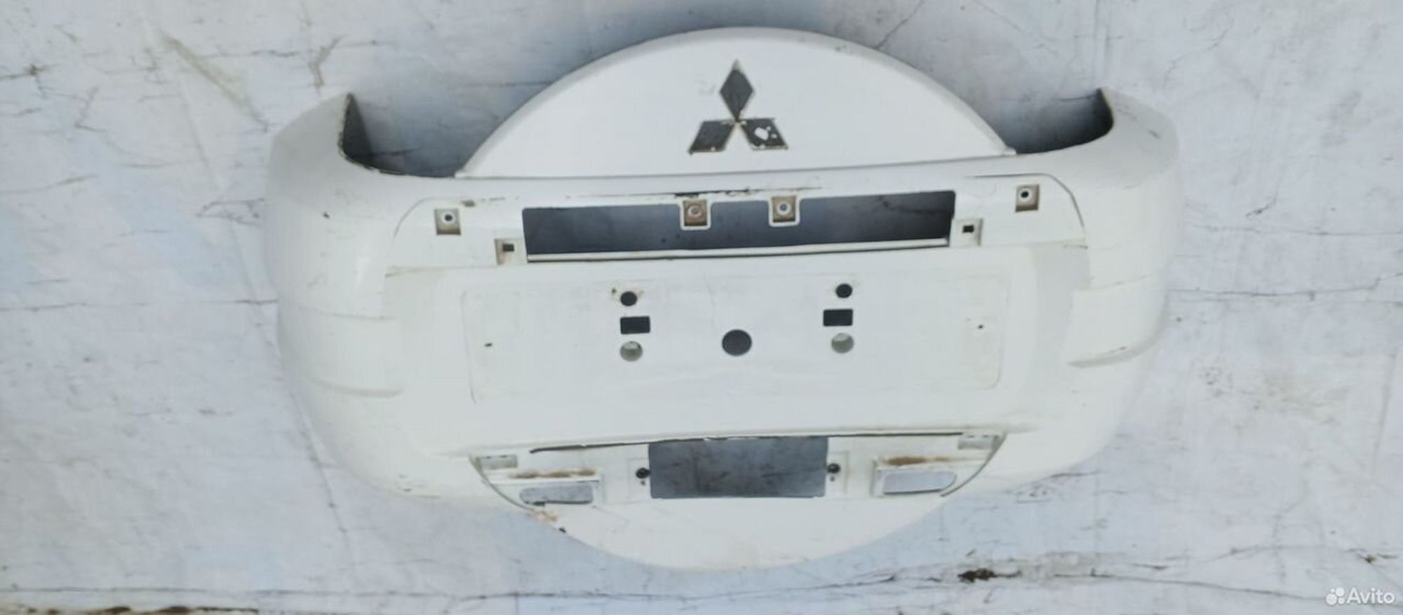 Накладка крышки багажника Mitsubishi Pajero 4, 2370 рублей, Уфа