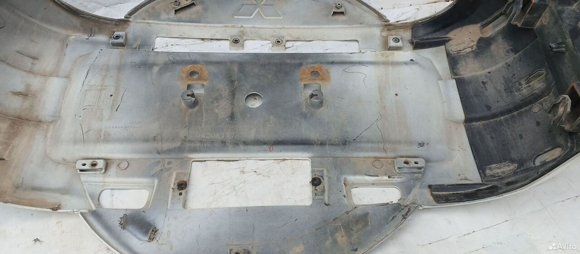 Накладка крышки багажника Mitsubishi Pajero 4, 2370 рублей, Уфа