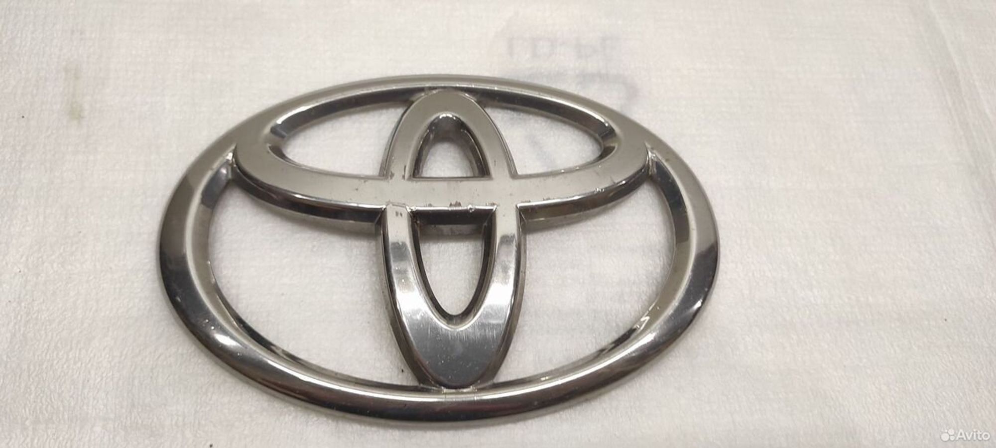 Значок передний Тойота Ленд Крузер 200, 1000 рублей, Уфа