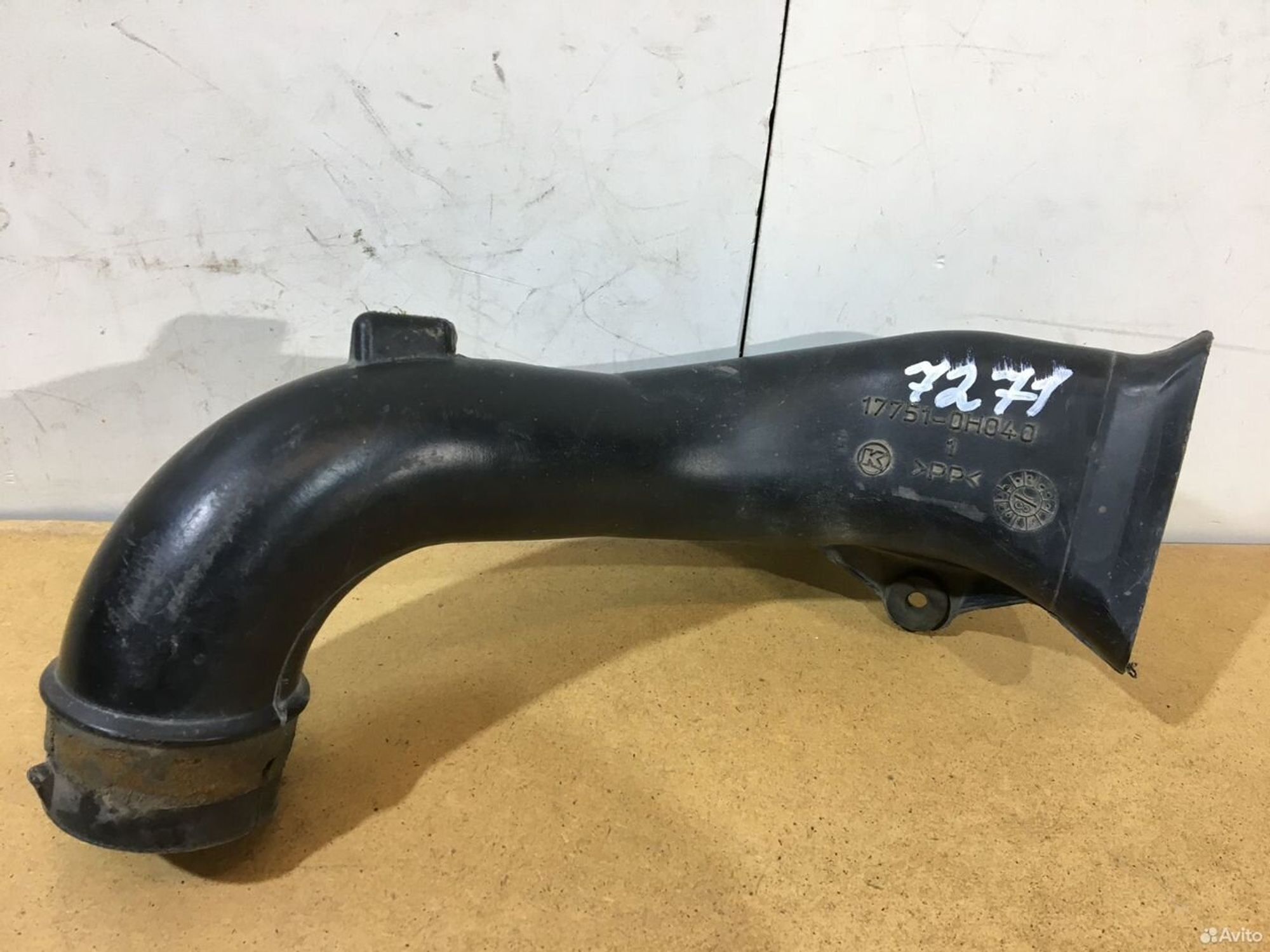 Патрубок воздушного фильтра Toyota Avensis (T250), 1000 рублей, Уфа