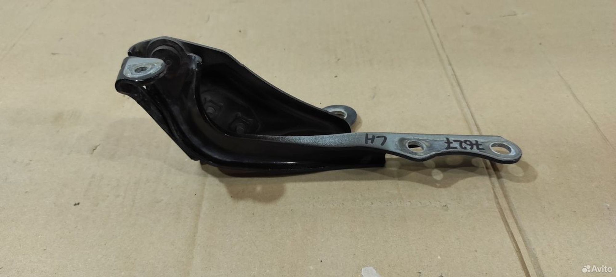 Петля капота левая Toyota Land Cruiser 200, 2000 рублей, Уфа