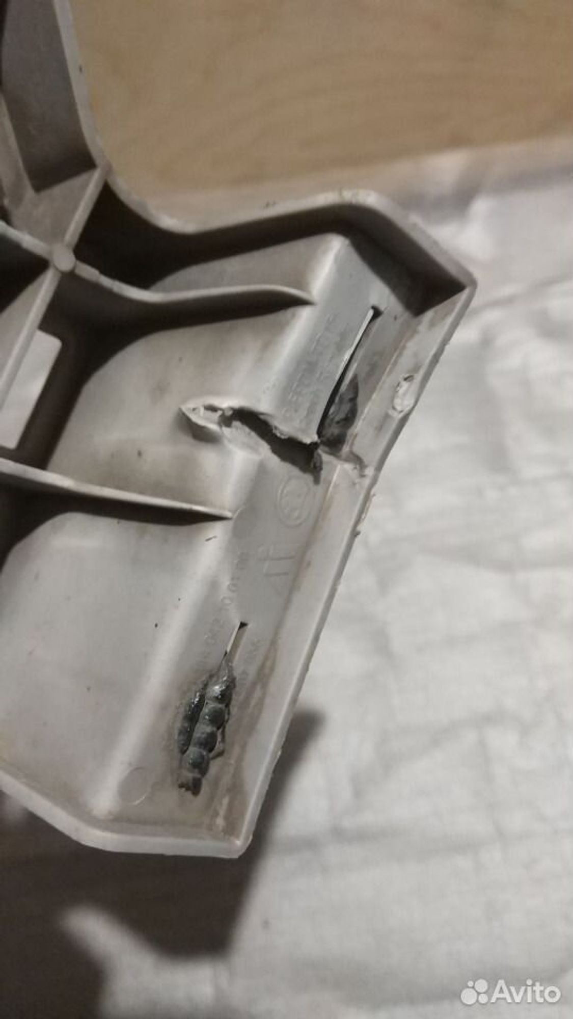 Кронштейн Форсунки омывателя левый Шкода А7, 500 рублей, Уфа