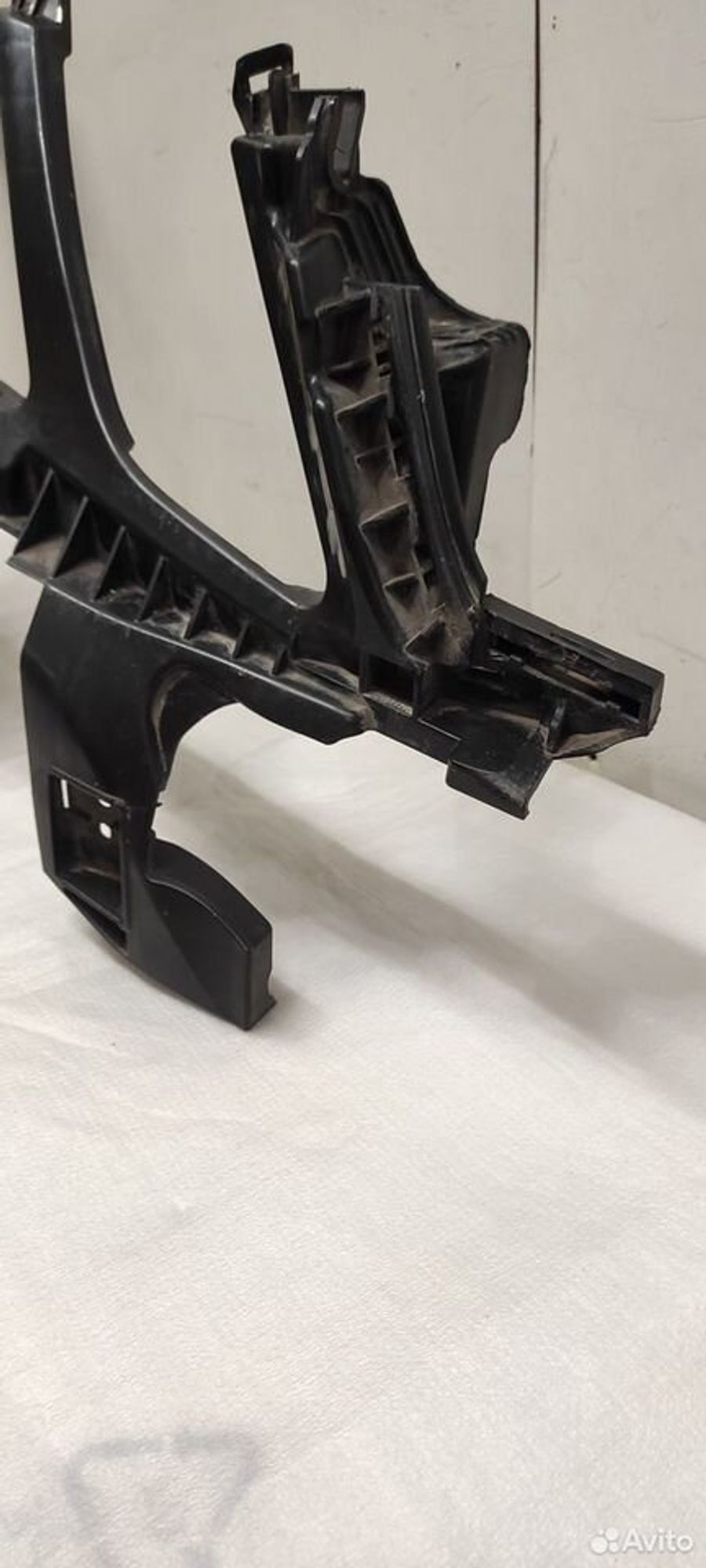 Кронштейн переднего бампера Мerсеdеs Е 212, 2000 рублей, Уфа