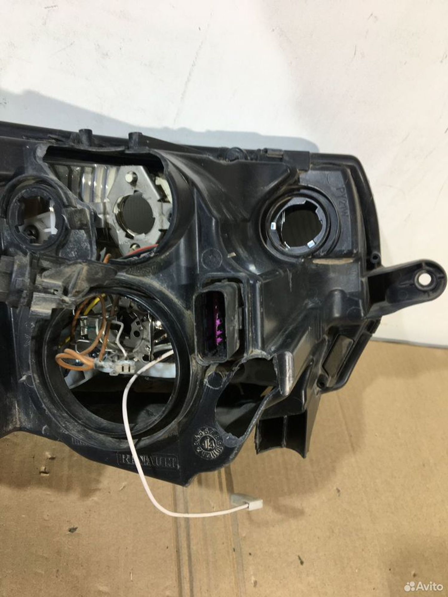 Фара левая Renault Logan 2 Битый корпус, 2200 рублей, Уфа
