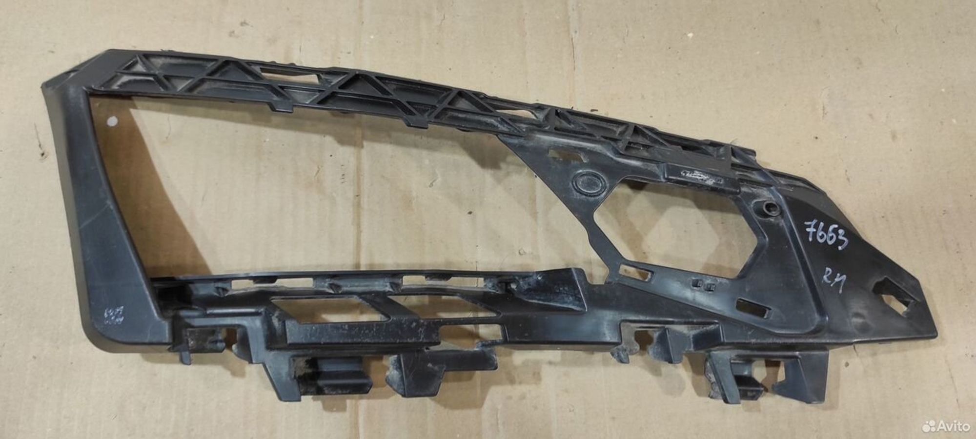 Кронштейн бампера передний правый Skoda Kodiaq, 1000 рублей, Уфа