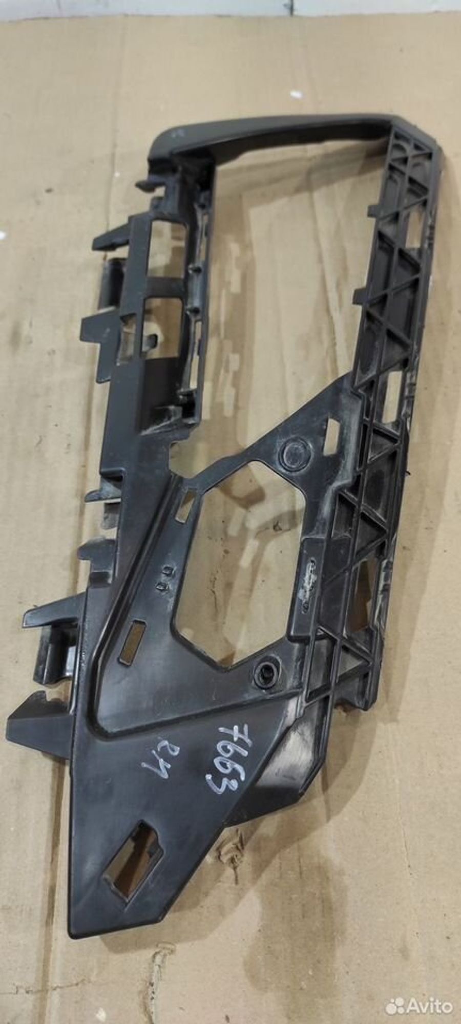 Кронштейн бампера передний правый Skoda Kodiaq, 1000 рублей, Уфа