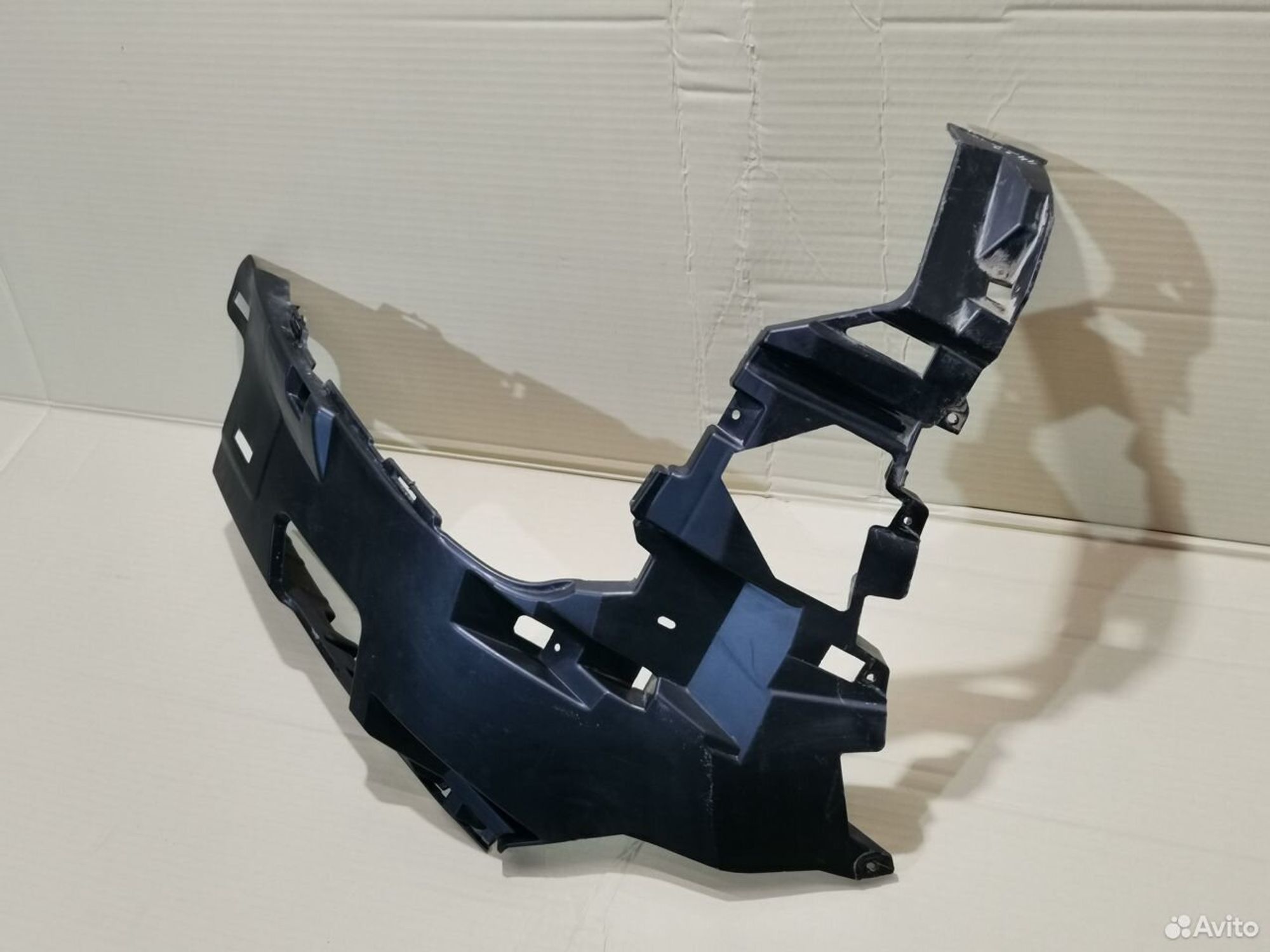 Кронштейн бампера передний правый Audi Q7 4M, 2000 рублей, Уфа