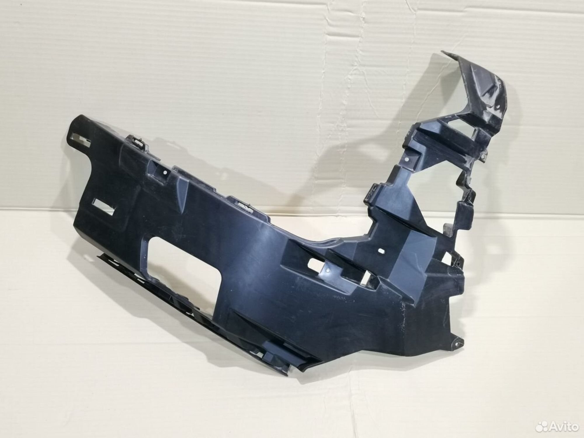 Кронштейн бампера передний правый Audi Q7 4M, 2000 рублей, Уфа