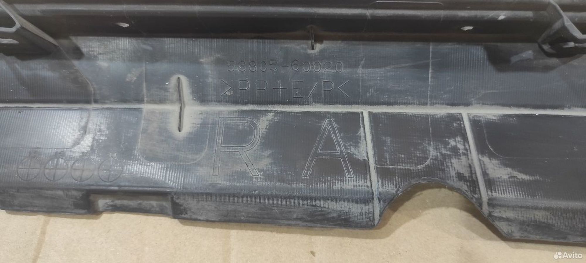 Уплотнитель крыла правый Toyota Land Cruiser 200, 2000 рублей, Уфа