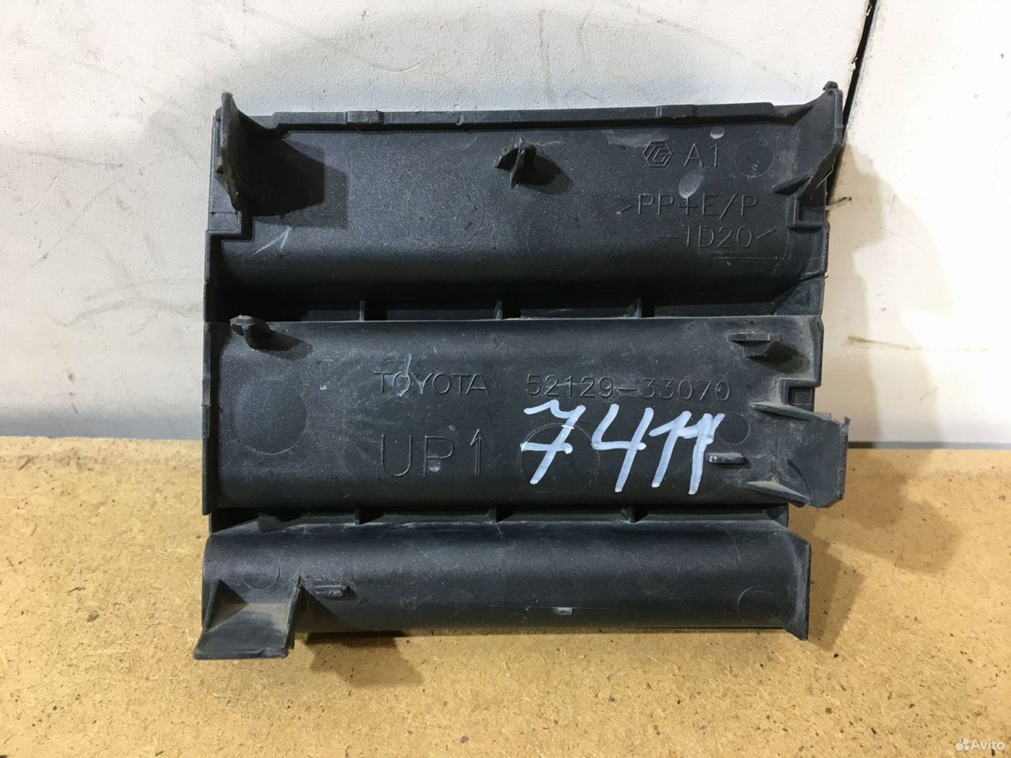 Заглушка буксировочного крюка Toyota Camry V55, 1500 рублей, Уфа