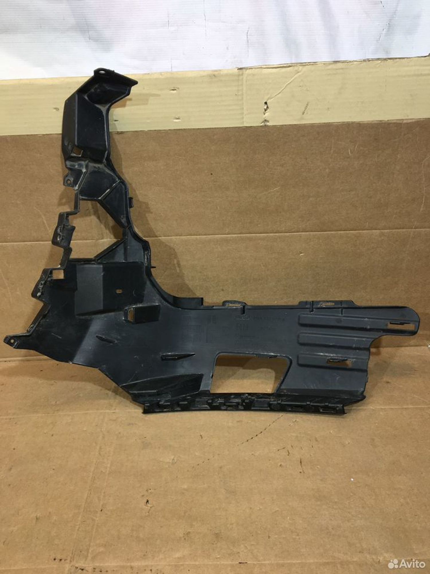 Кронштейн переднего бампера правый Ауди Q7, 2000 рублей, Уфа