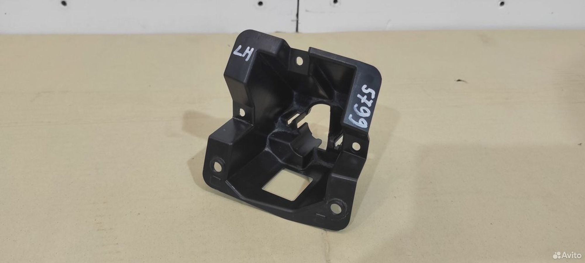 Кронштейн форсунки омывателя Skoda Octavia A7, 1000 рублей, Уфа