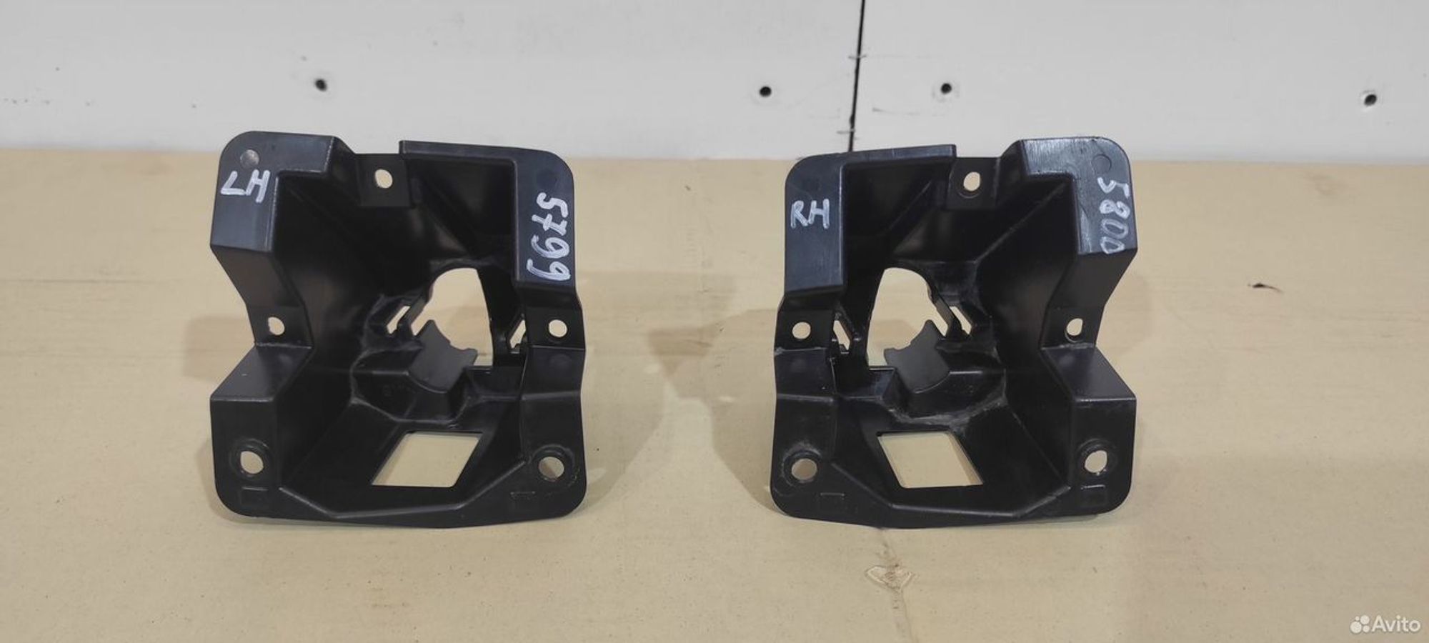 Кронштейн форсунки омывателя Skoda Octavia A7, 1000 рублей, Уфа