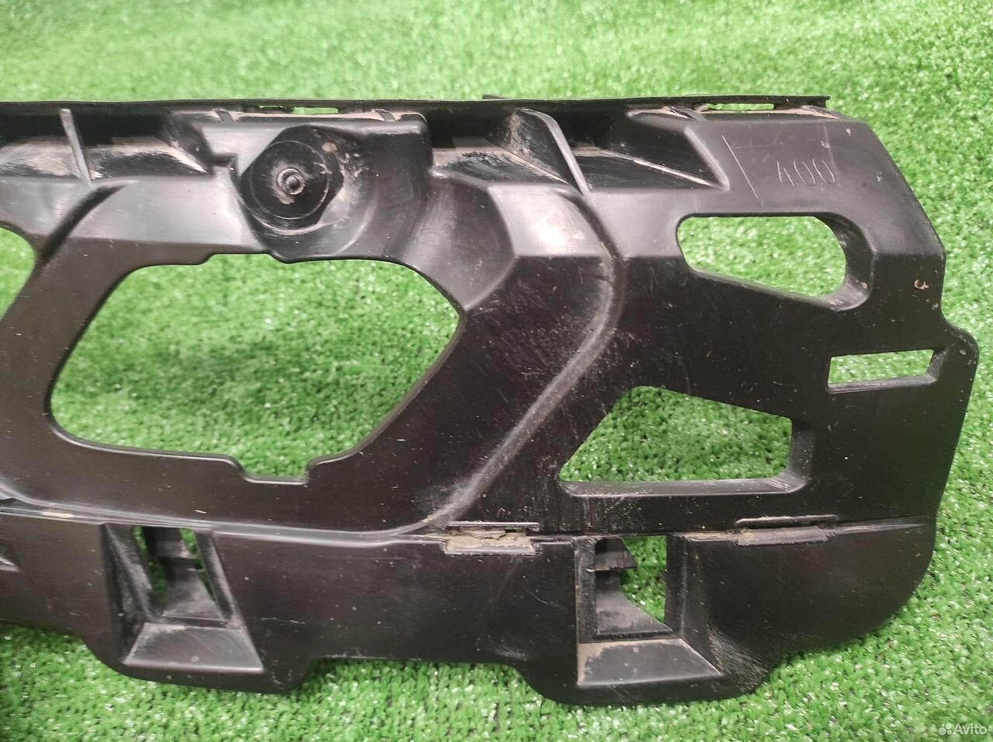 Кронштейн переднего прав бампера Skoda Karoq 2017, 1500 рублей, Уфа