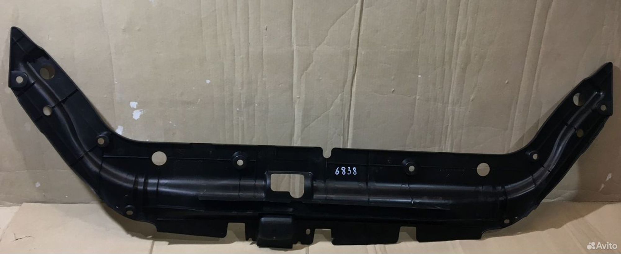 Накладка замка капота передний новый Toyota RAV4, 7500 рублей, Уфа