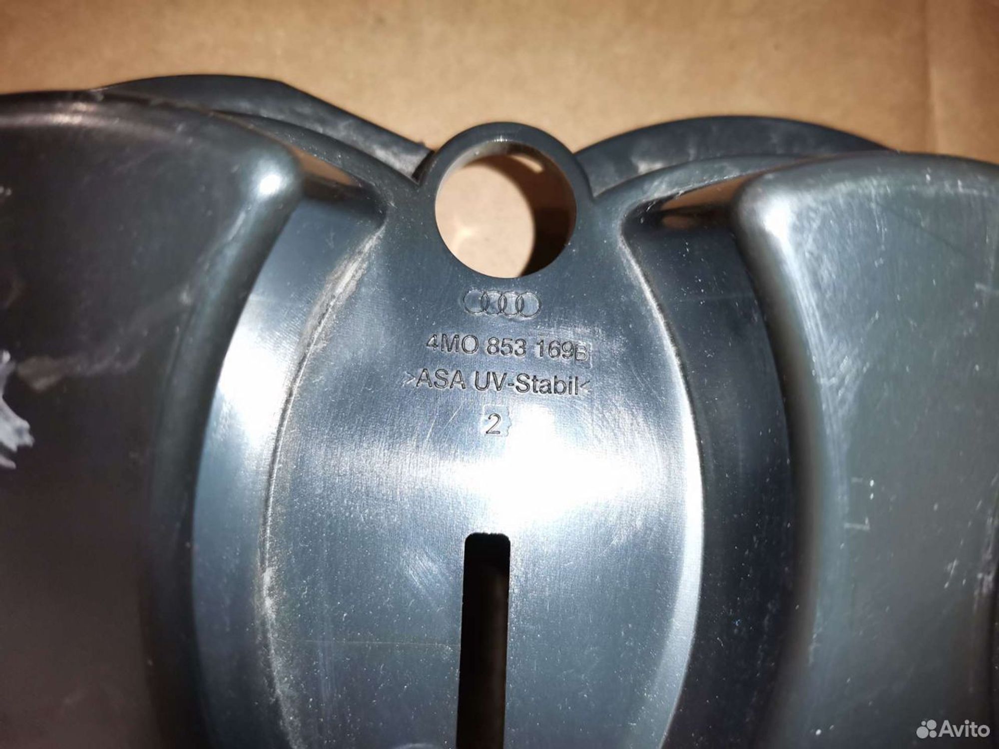 Кронштейн значка переднего Audi Q7 2015, 1050 рублей, Уфа