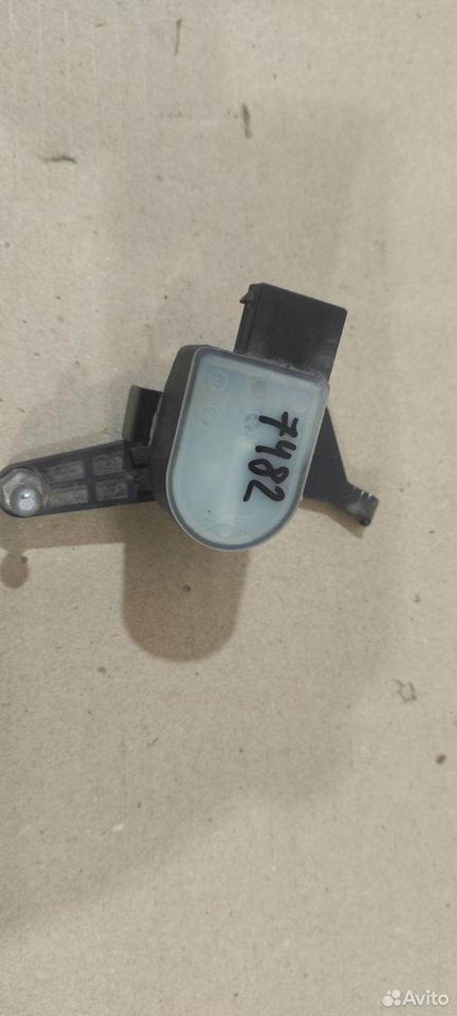 Датчик положения кузова задний Infiniti QX56.QX80, 4000 рублей, Уфа