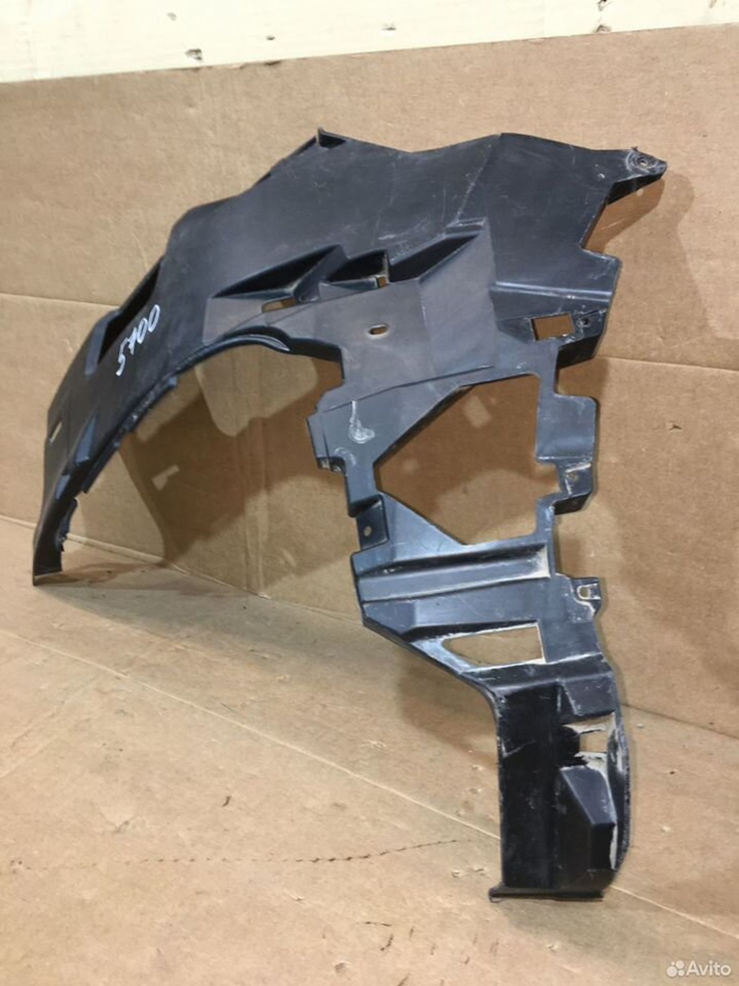 Кронштейн бампера передний левый Ауди Q7, 2000 рублей, Уфа