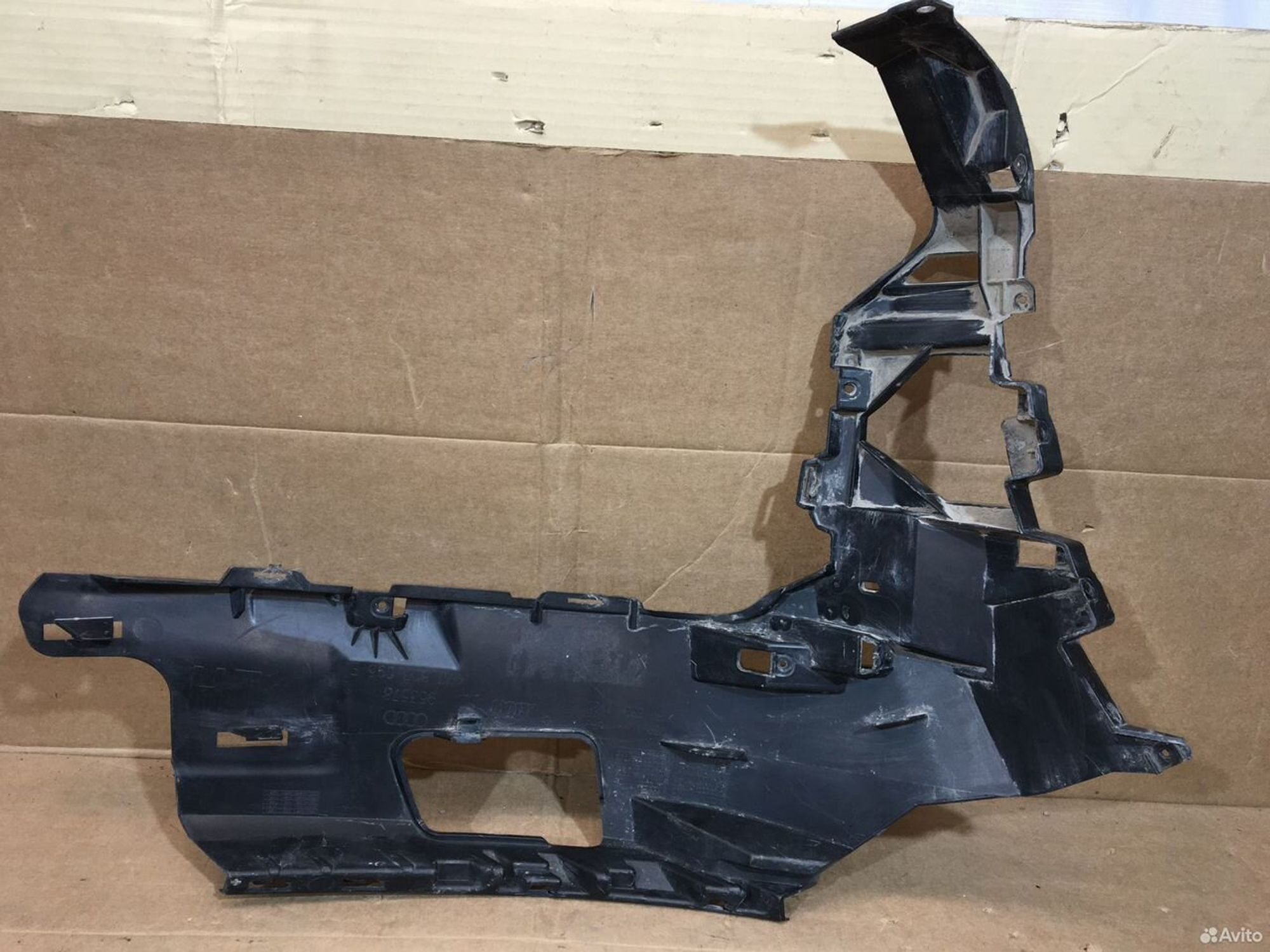 Кронштейн бампера передний левый Ауди Q7, 2000 рублей, Уфа