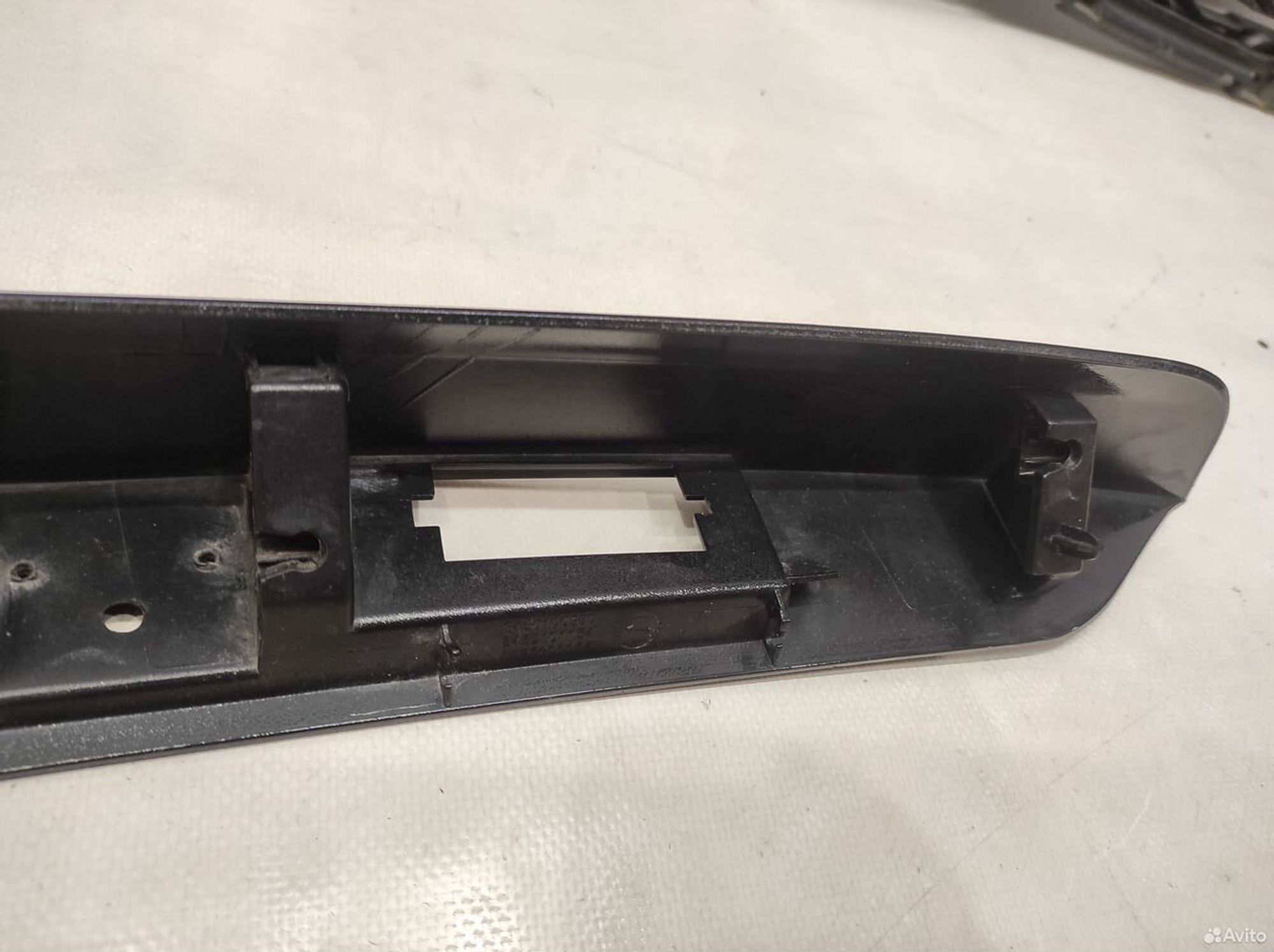 Накладка крышки багажника LADA Granta 2018, 1000 рублей, Уфа