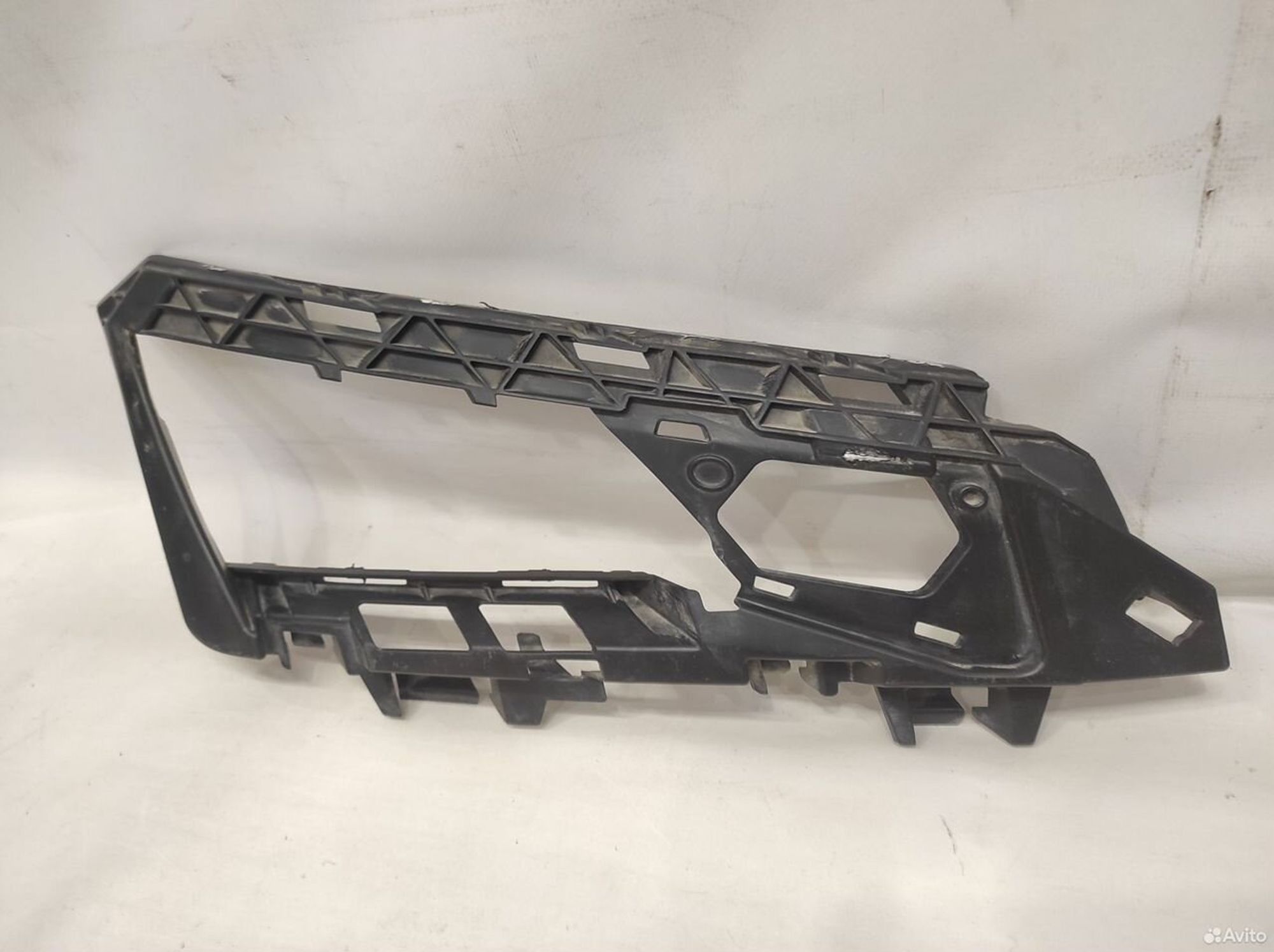 Кронштейн бампера передний правый Skoda Kodiaq, 1000 рублей, Уфа