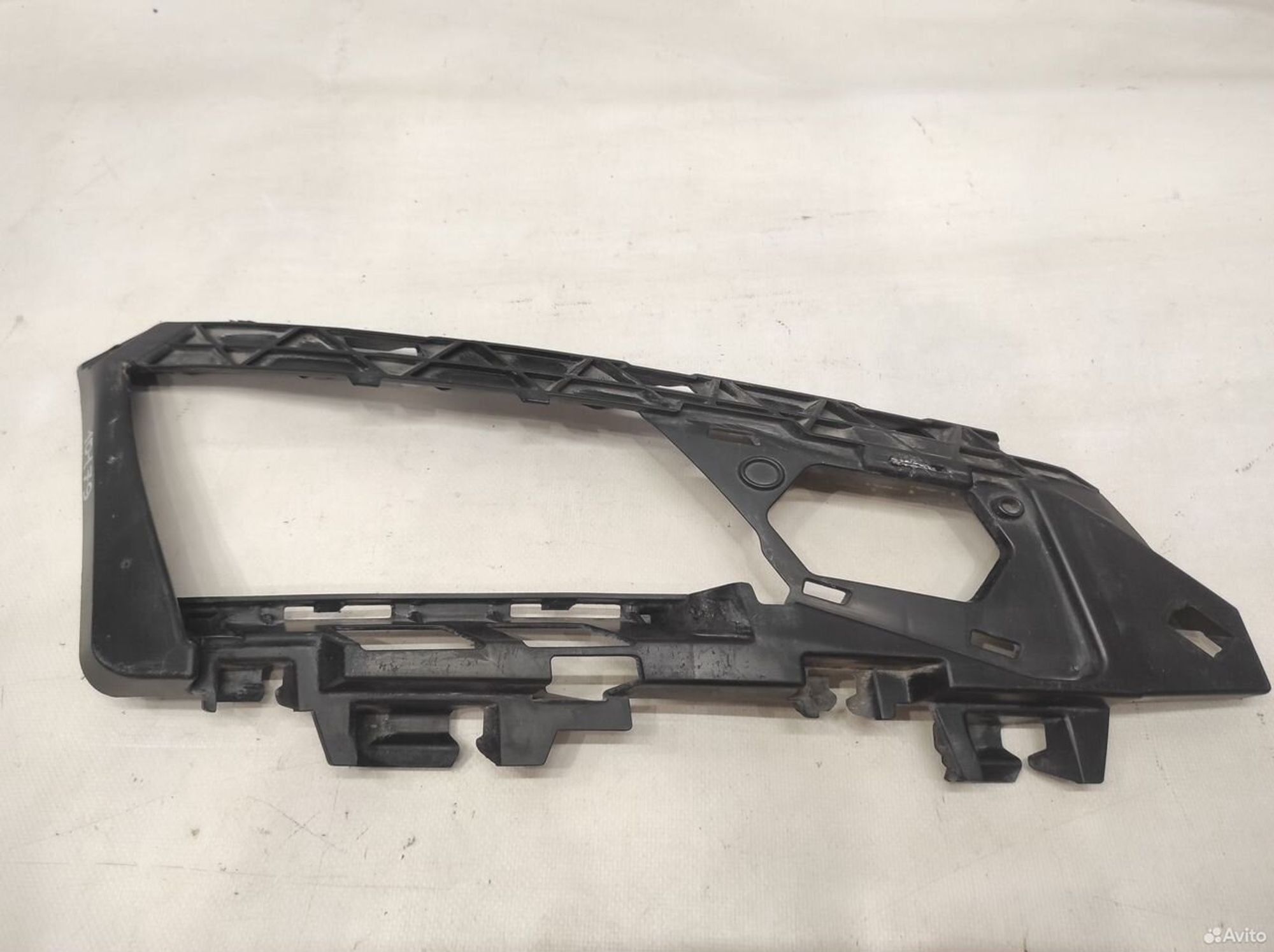 Кронштейн бампера передний правый Skoda Kodiaq, 1000 рублей, Уфа