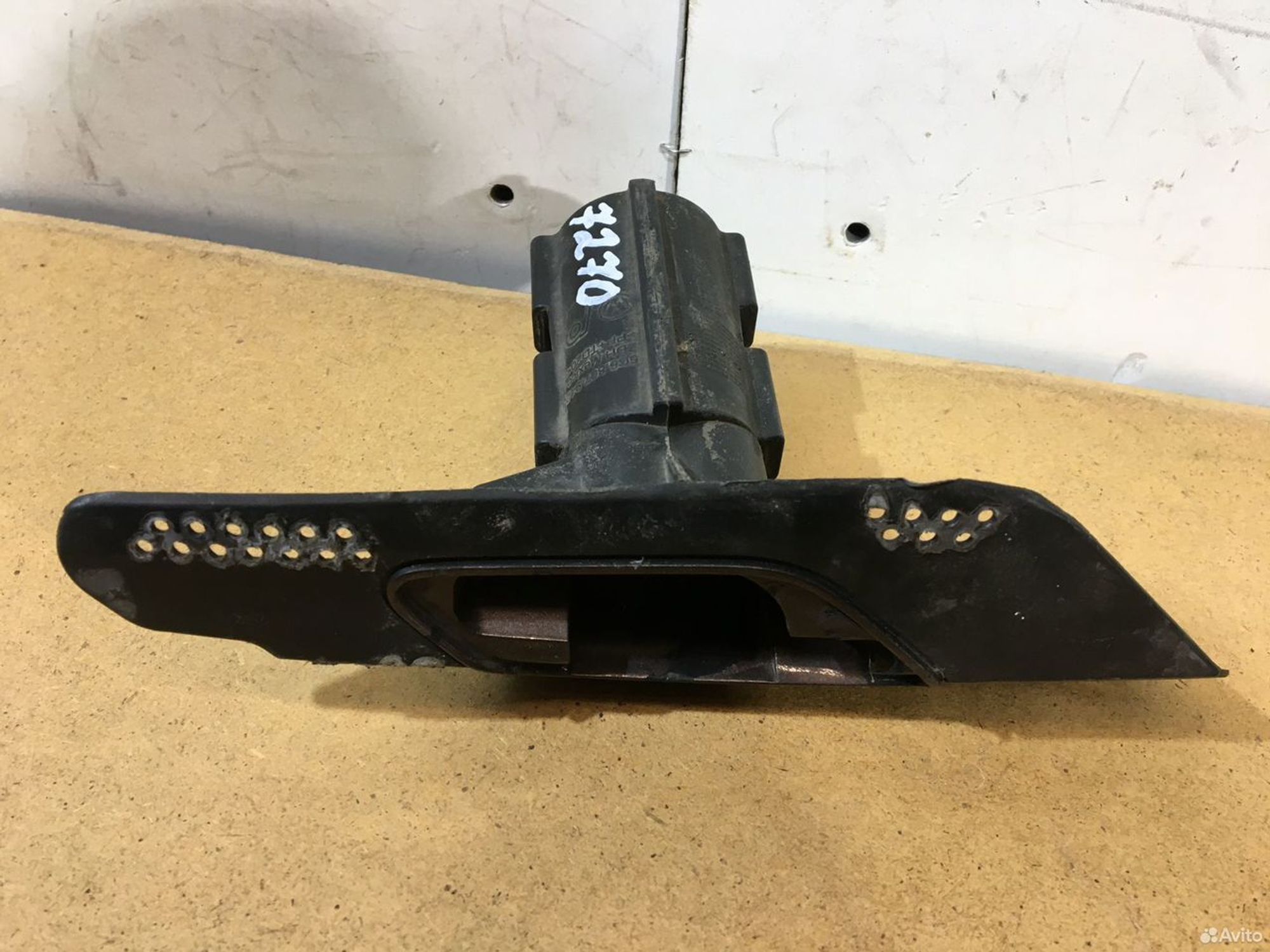 Кронштейн фароомывателя правый Volkswagen Jetta 6, 1500 рублей, Уфа