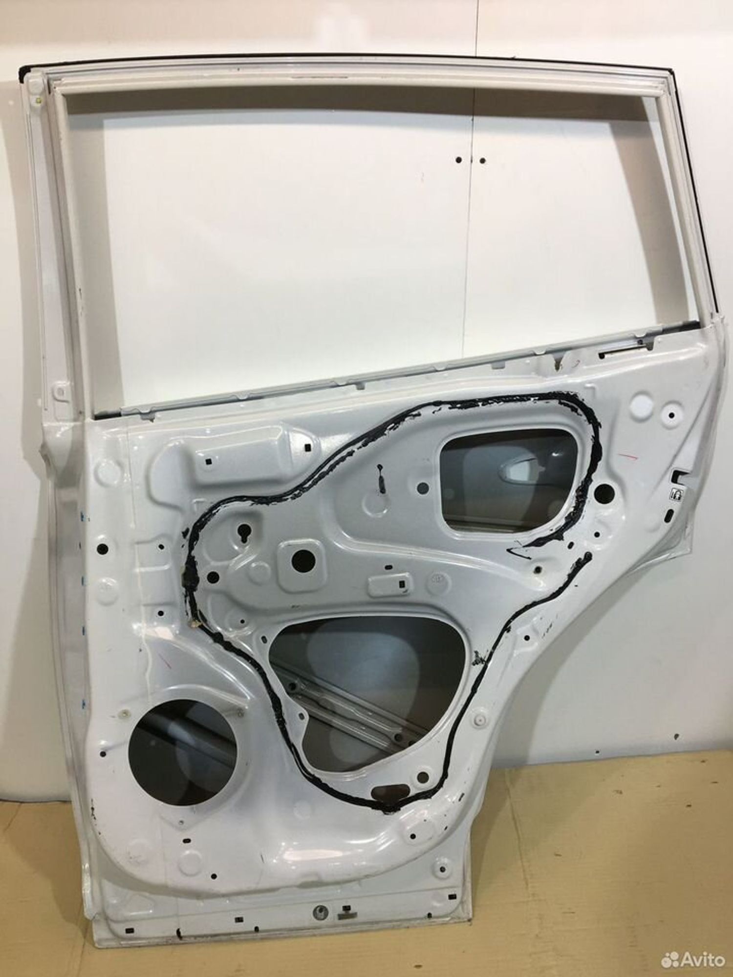 Дверь задняя правая Toyota Rav4, 25000 рублей, Уфа