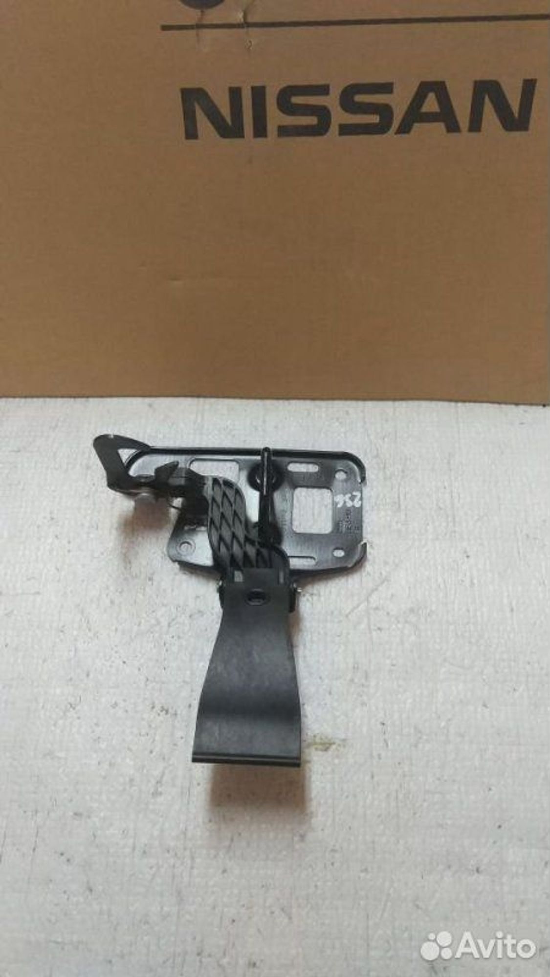 Крючок капота Audi A4 B8, 2500 рублей, Уфа