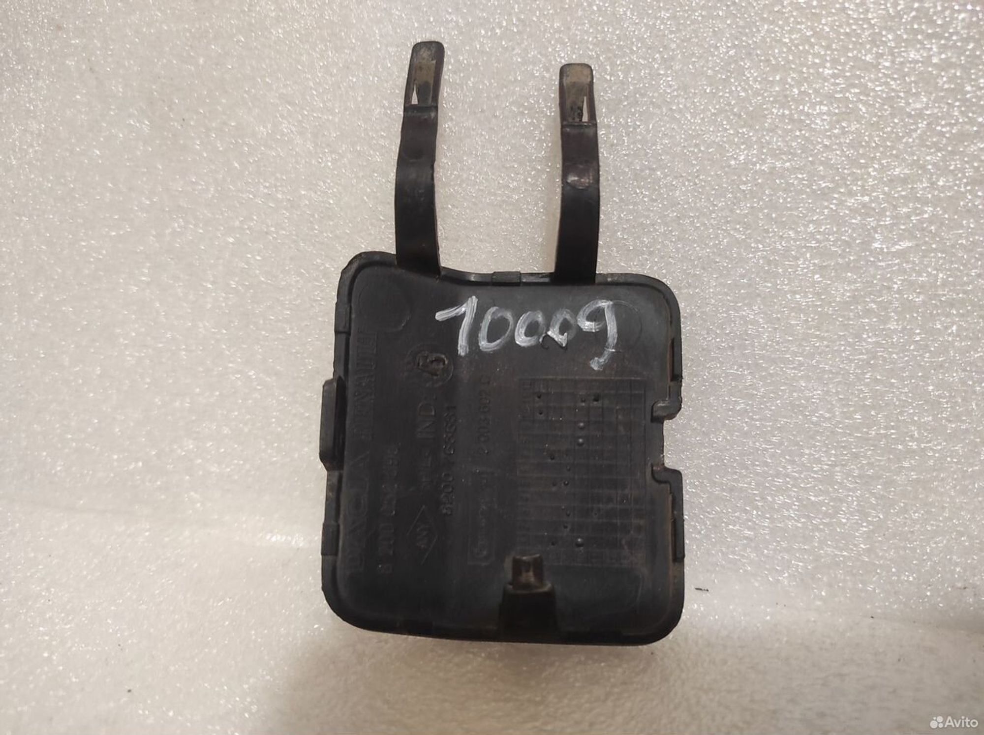 Заглушка буксировочного крюка Renault Sandero 2009, 600 рублей, Уфа