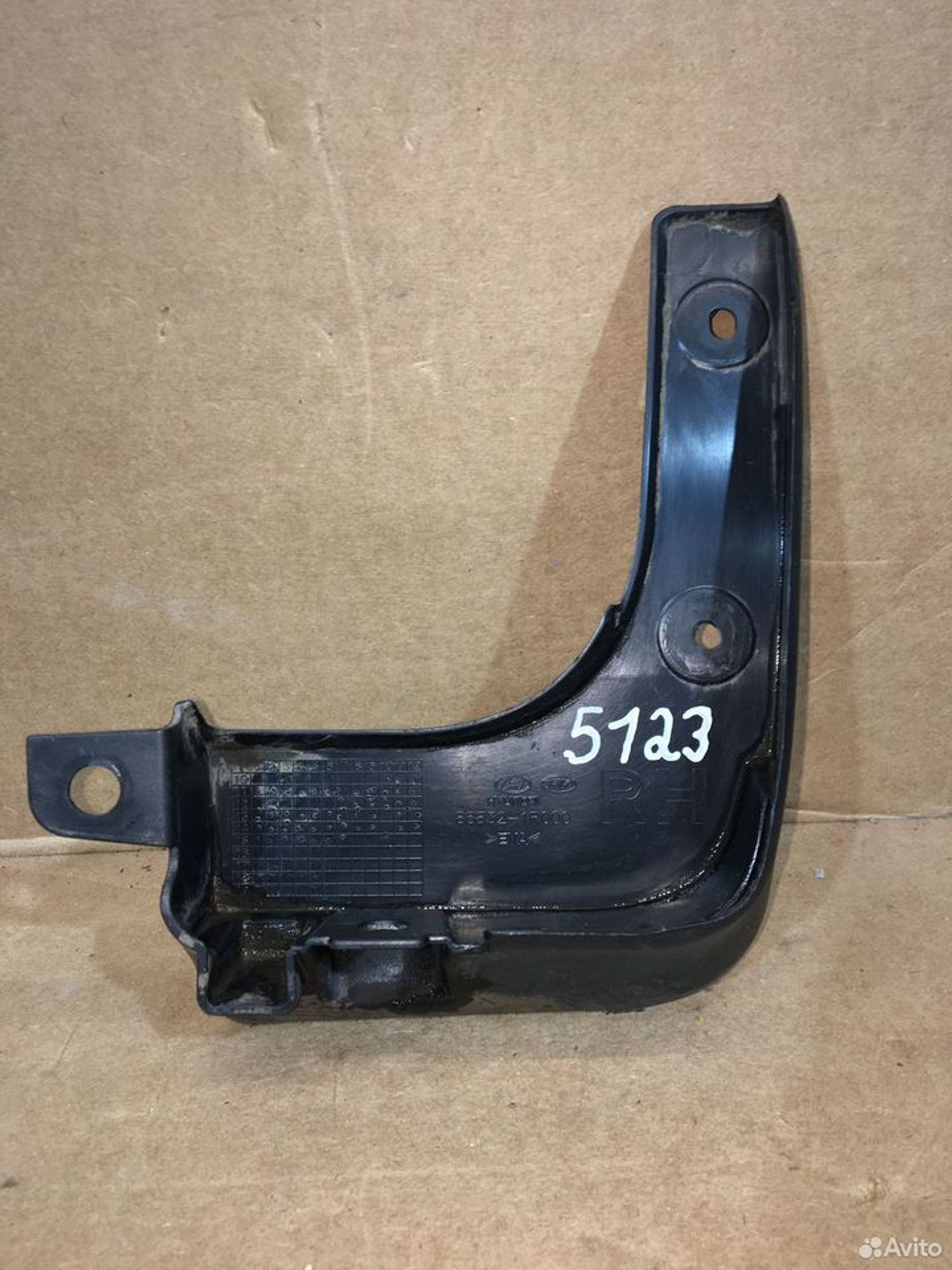 Брызговик передний правый Hyundai Solaris, 700 рублей, Уфа