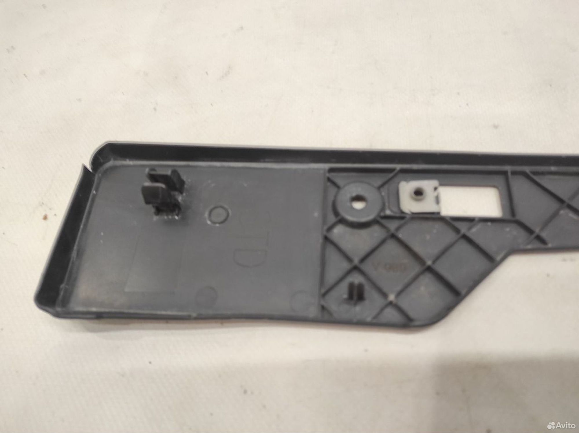 Площадка номерного знака Toyota Rav4 XA50, 700 рублей, Уфа