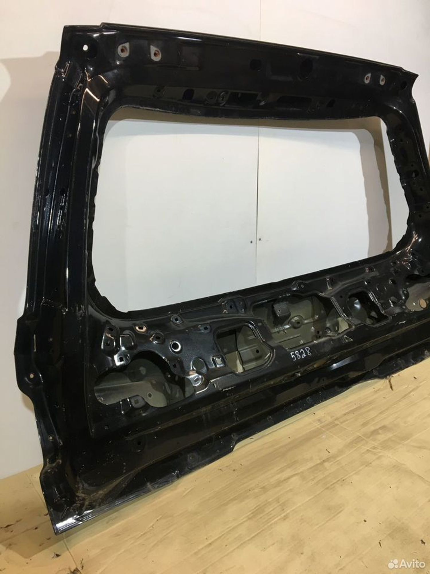 Крышка багажника Lexus Lx570, 11000 рублей, Уфа