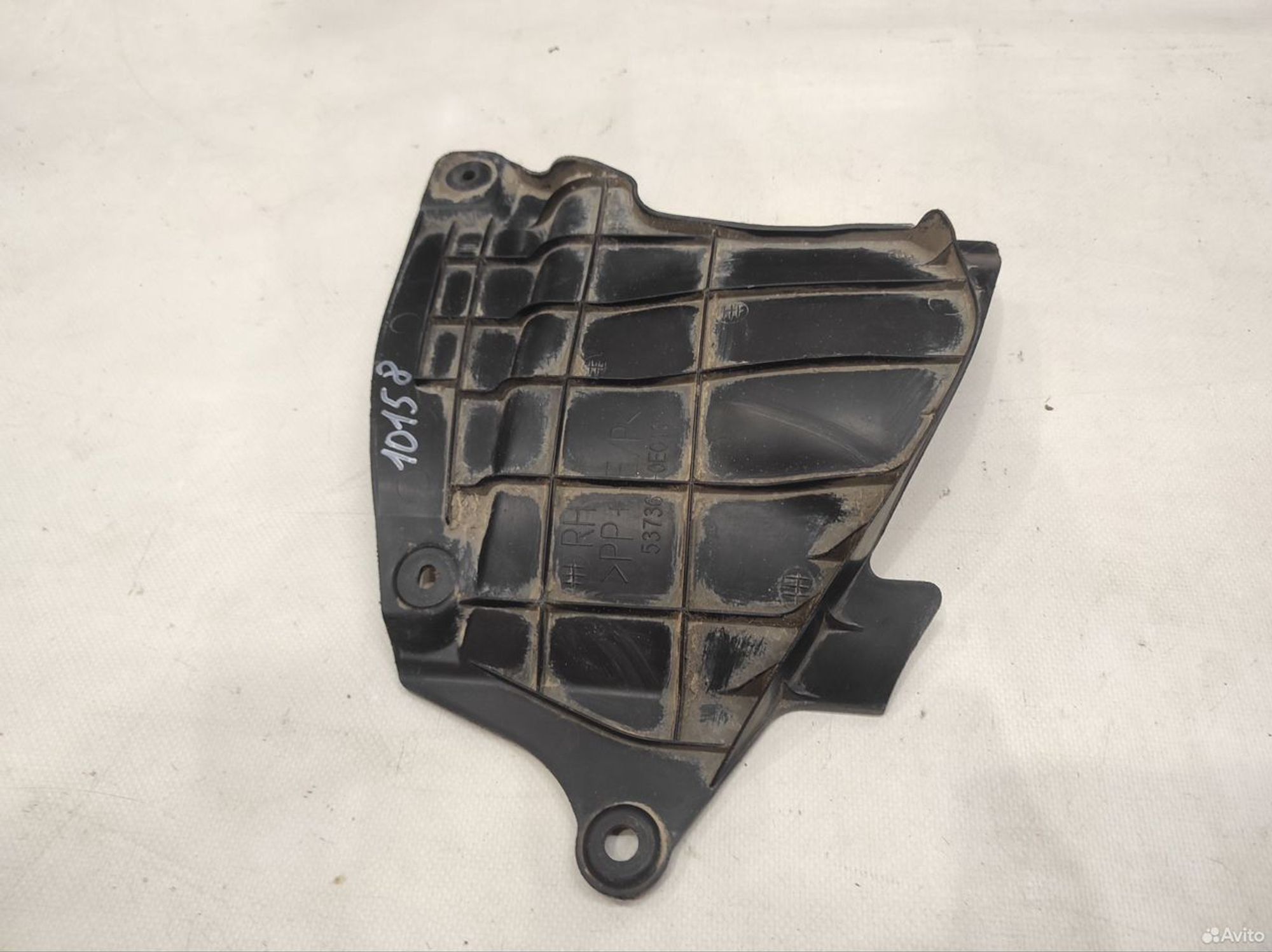 Пыльник двигателя правый Toyota Highlander 3, 1800 рублей, Уфа