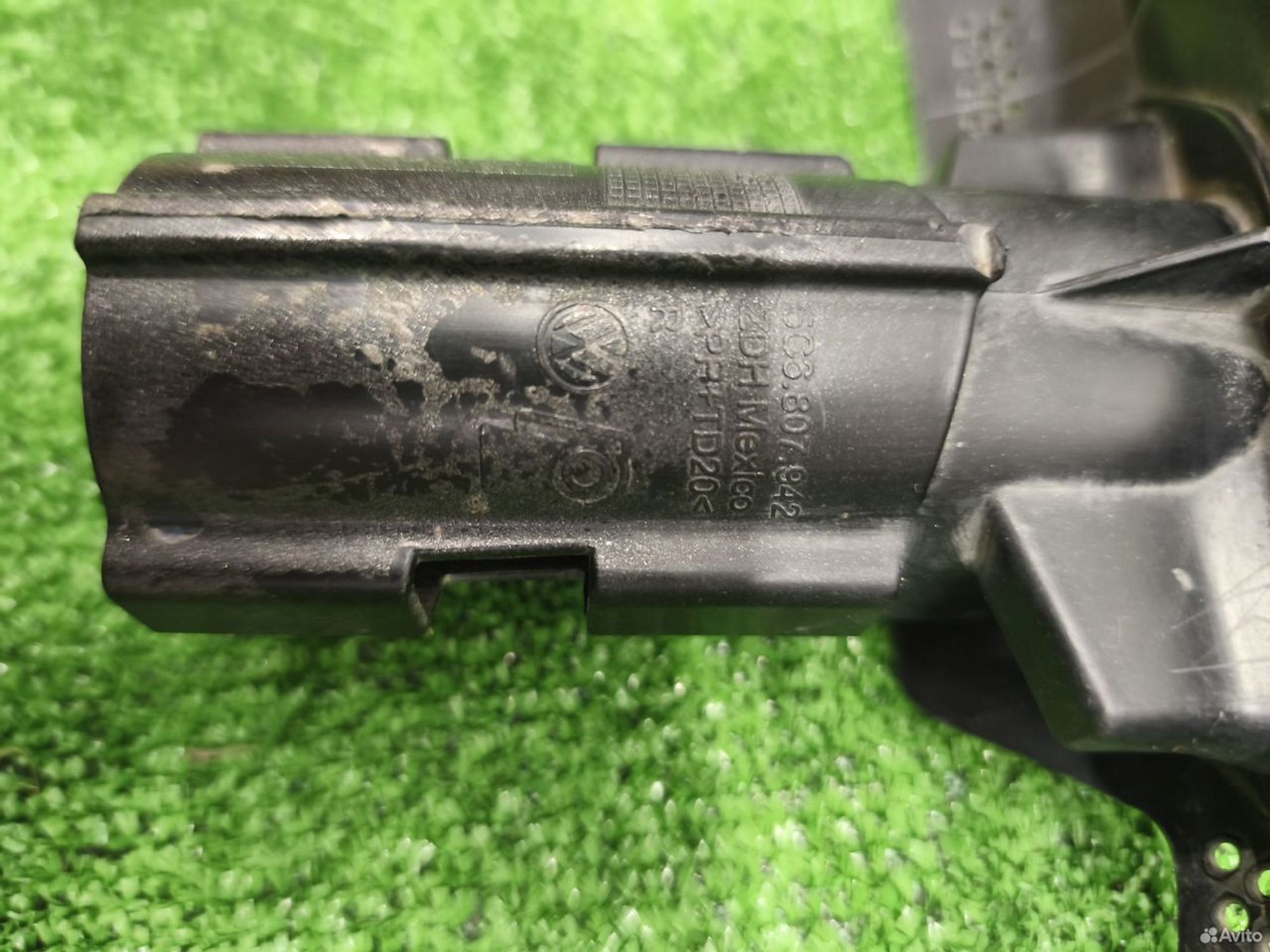 Кронштейн форсунки правый Volkswagen Jetta 6, 1000 рублей, Уфа