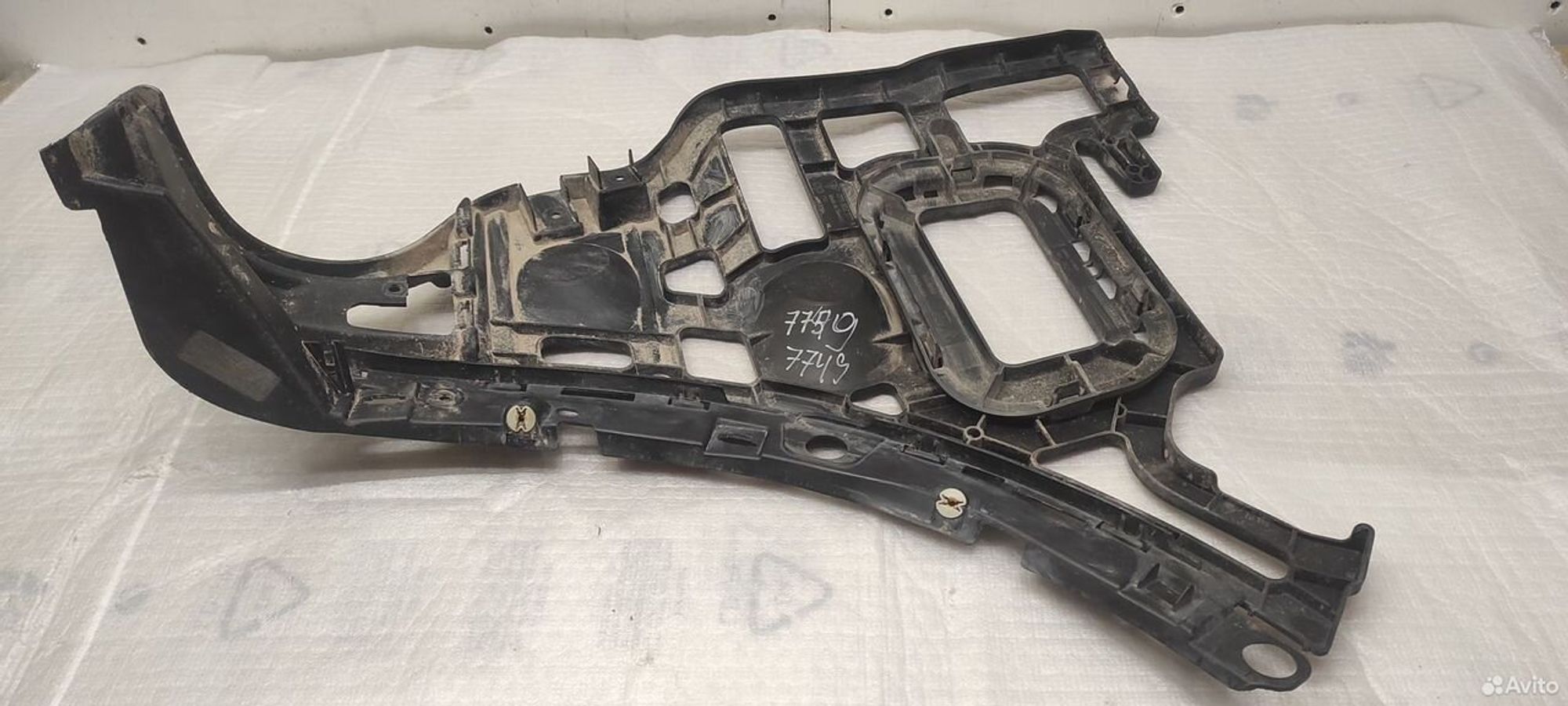 Кронштейн заднего бампера левый Porsche Cayenne, 2500 рублей, Уфа