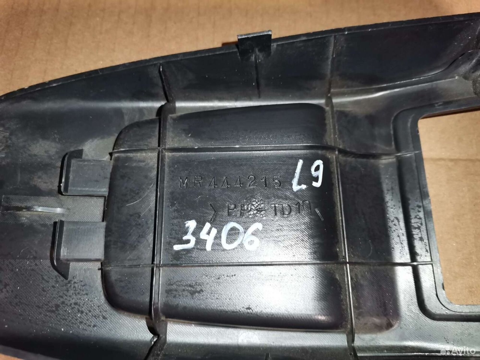 Накладка задняя под с ремень Mitsubishi Lancer 9, 500 рублей, Уфа